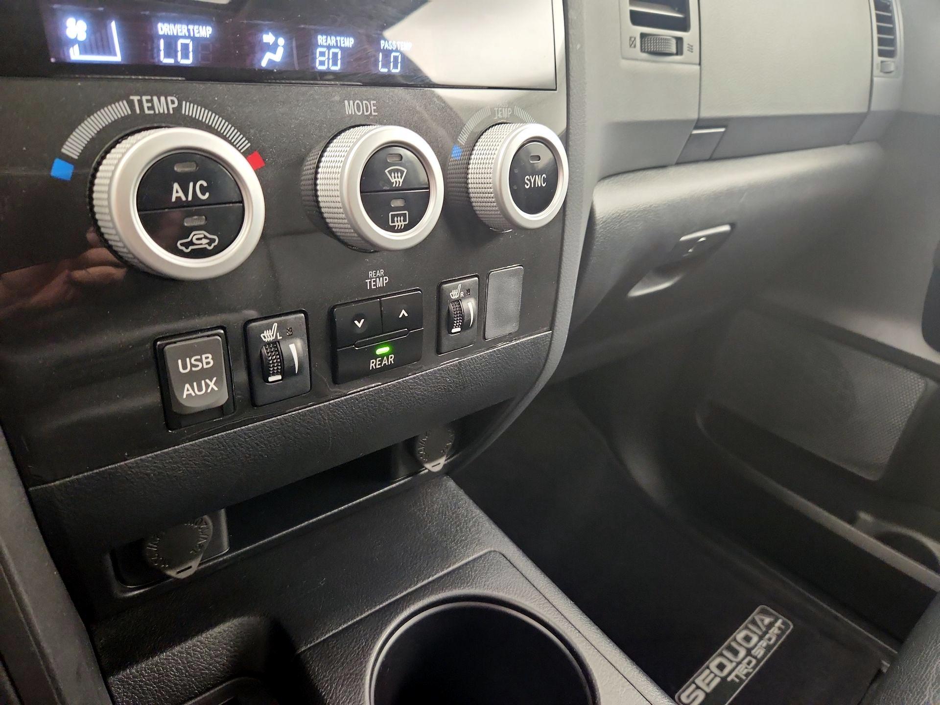 Thumbnail: 2019 Toyota Sequoia - 17