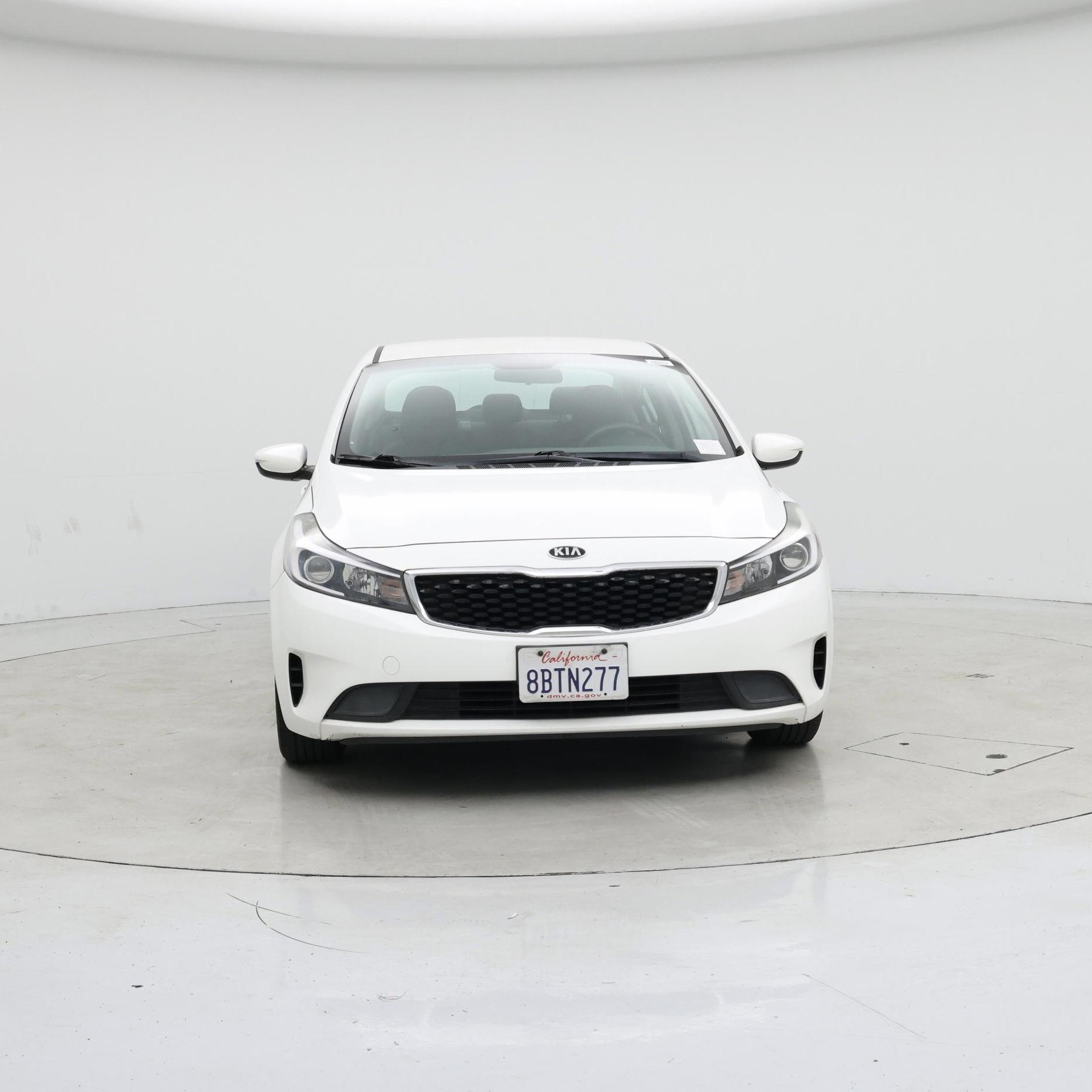 Thumbnail: 2017 Kia Forte - 5