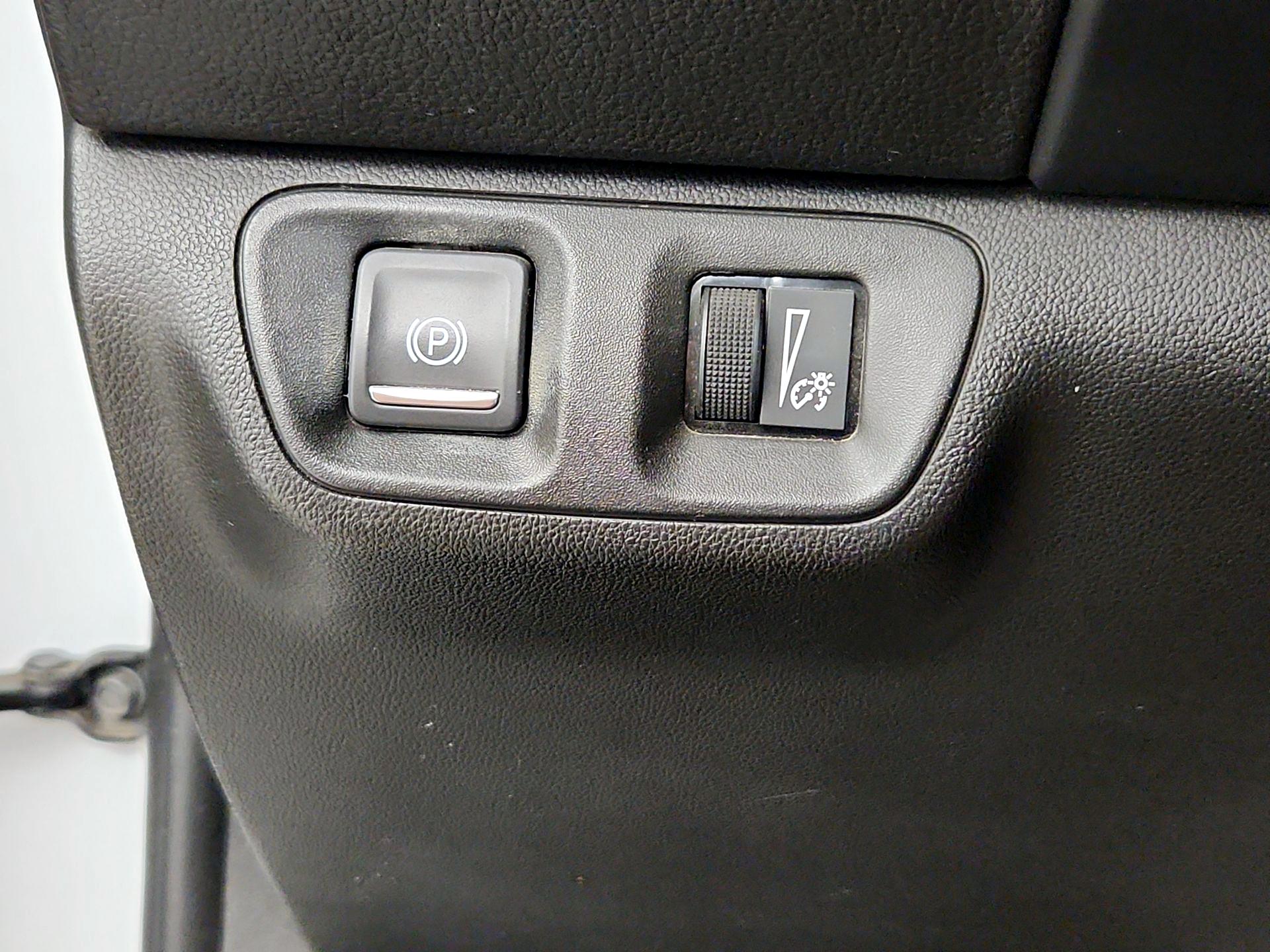 Thumbnail: 2019 GMC Acadia - 13
