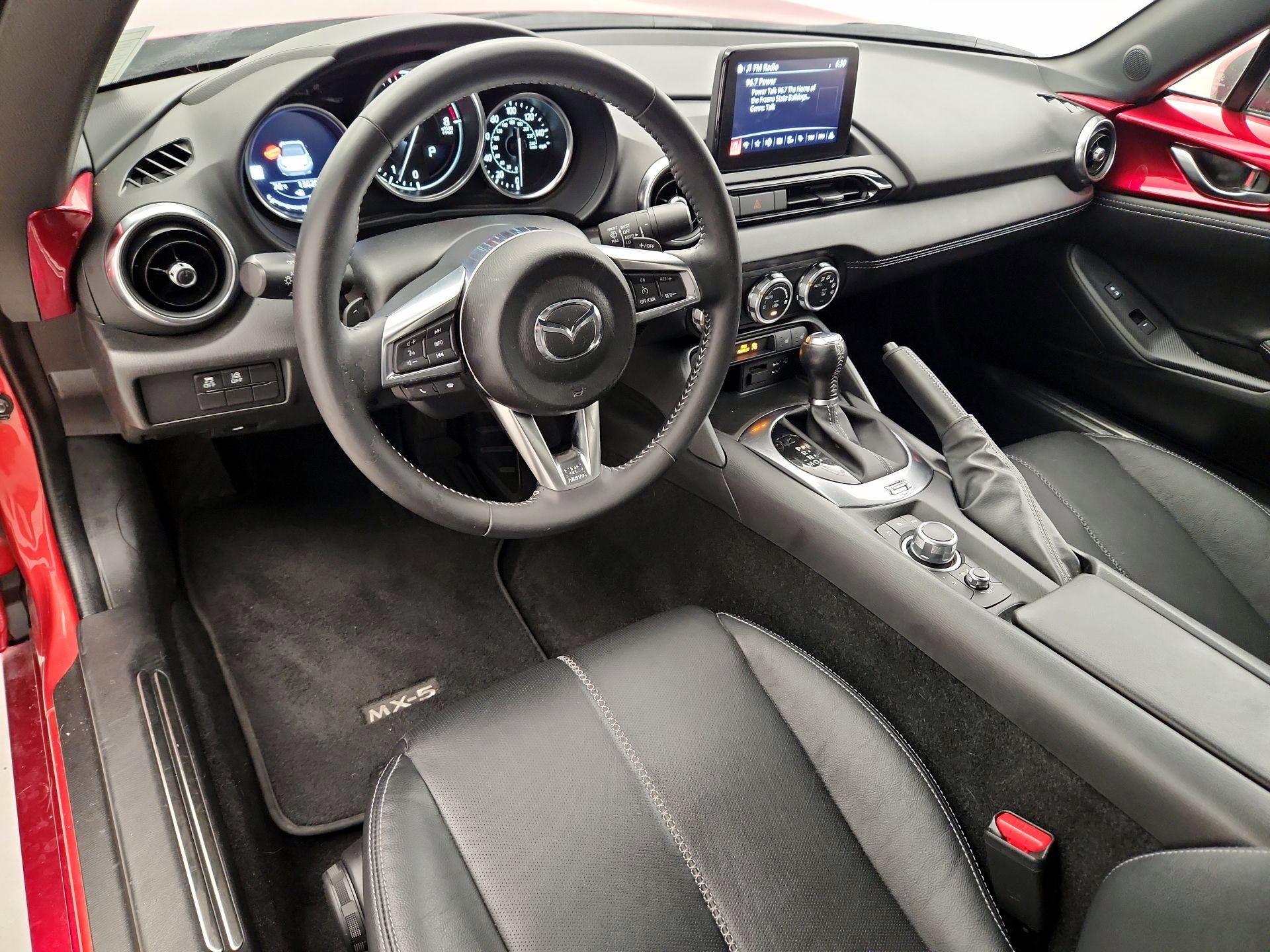 Thumbnail: 2023 Mazda MX-5 Miata - 9