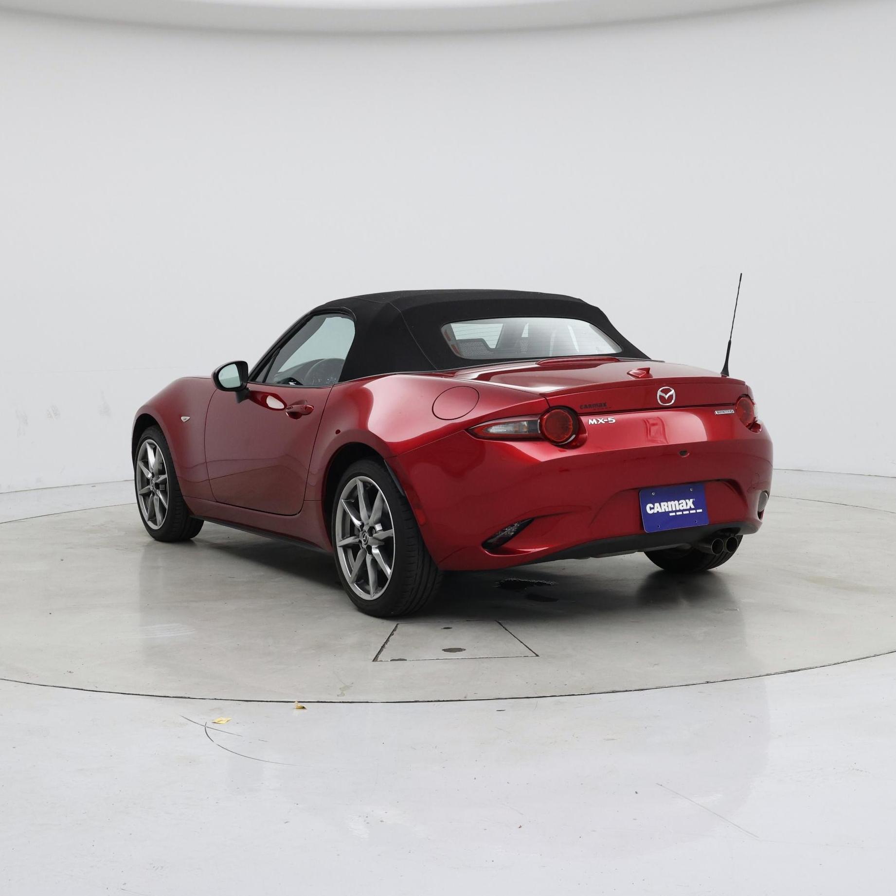 Thumbnail: 2023 Mazda MX-5 Miata - 2