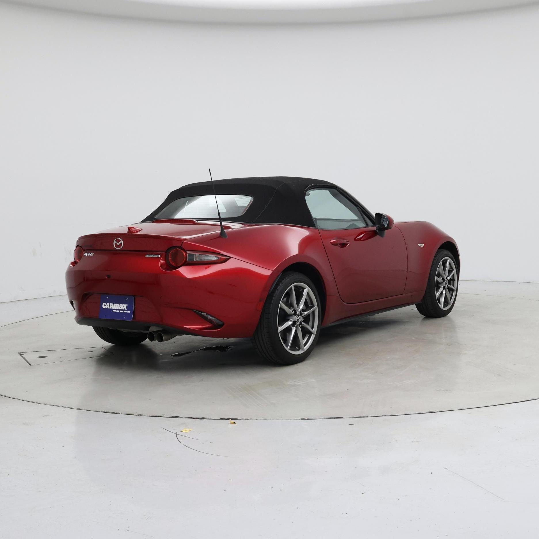 Thumbnail: 2023 Mazda MX-5 Miata - 8