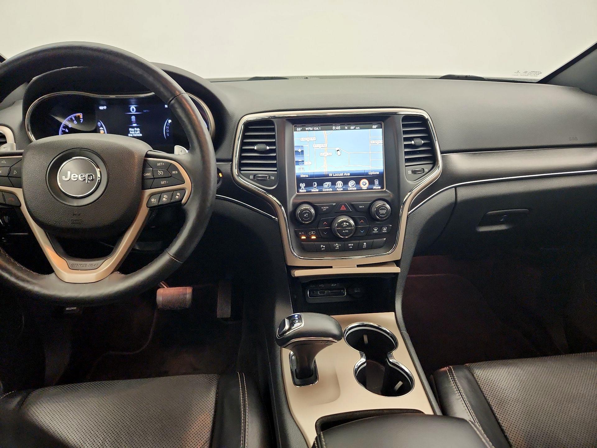 Thumbnail: 2015 Jeep Grand Cherokee - 9