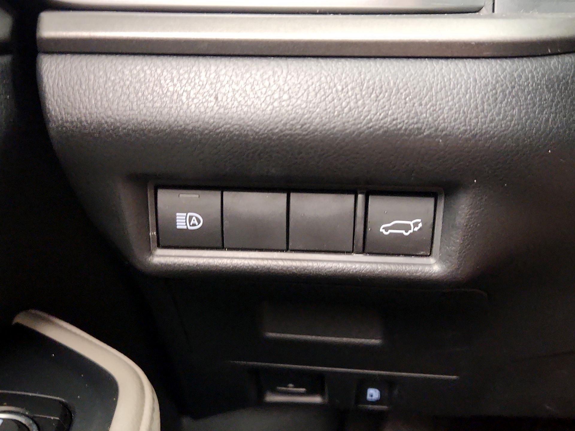 Thumbnail: 2024 Toyota Highlander - 13