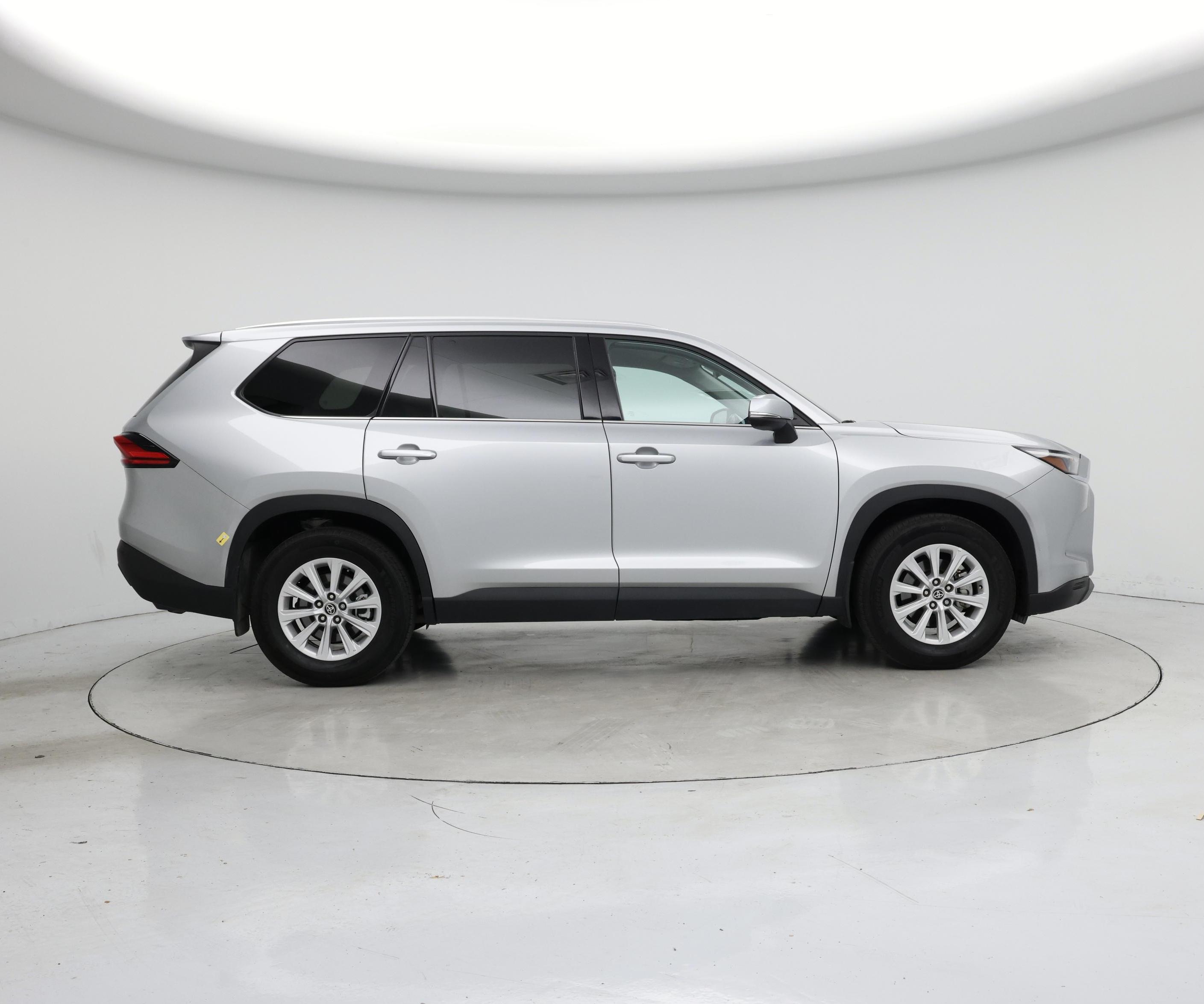 Thumbnail: 2024 Toyota Highlander - 7