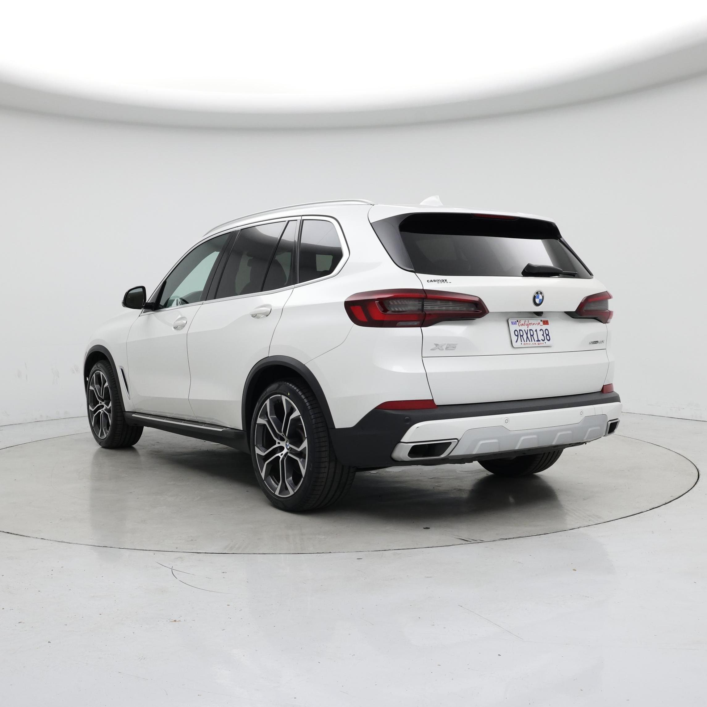 Thumbnail: 2021 BMW X5 - 2