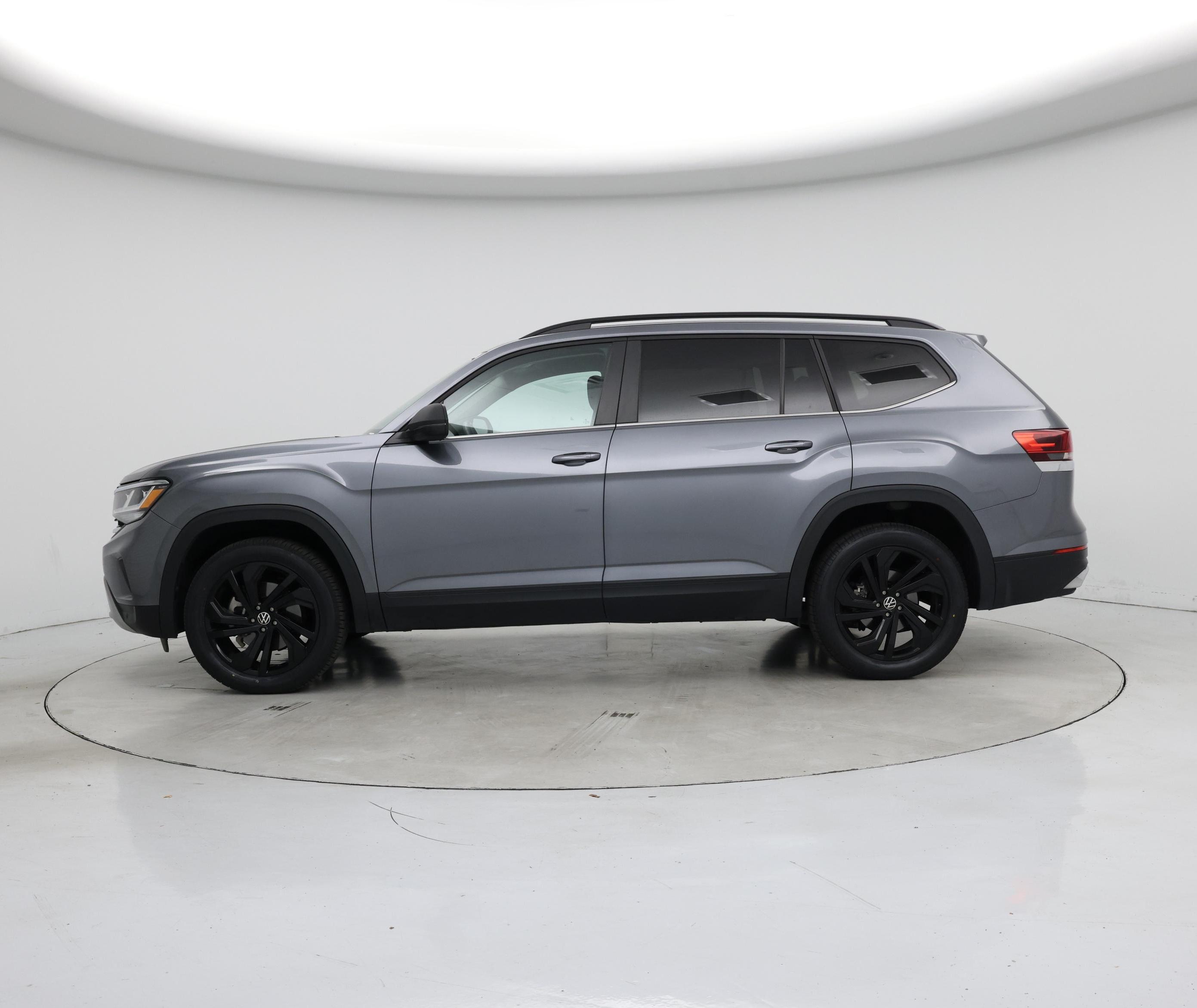 Thumbnail: 2022 Volkswagen Atlas - 3