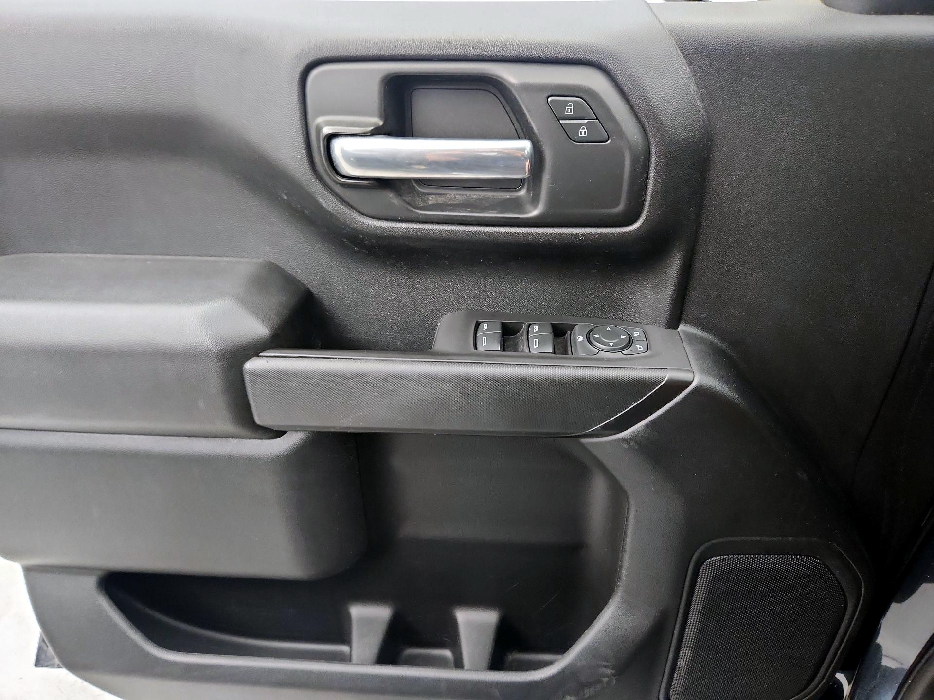 Thumbnail: 2021 Chevrolet Silverado 1500 - 12