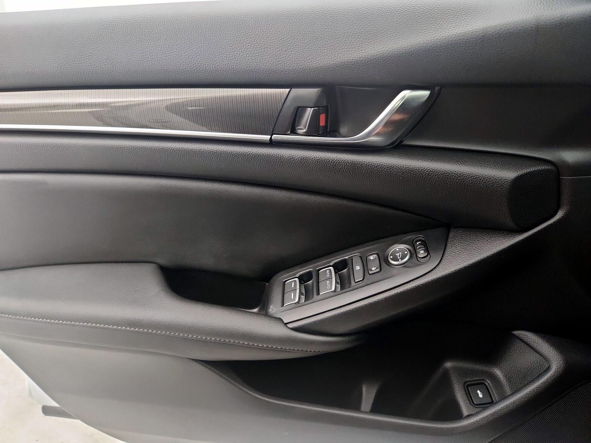 Thumbnail: 2021 Honda Accord - 12