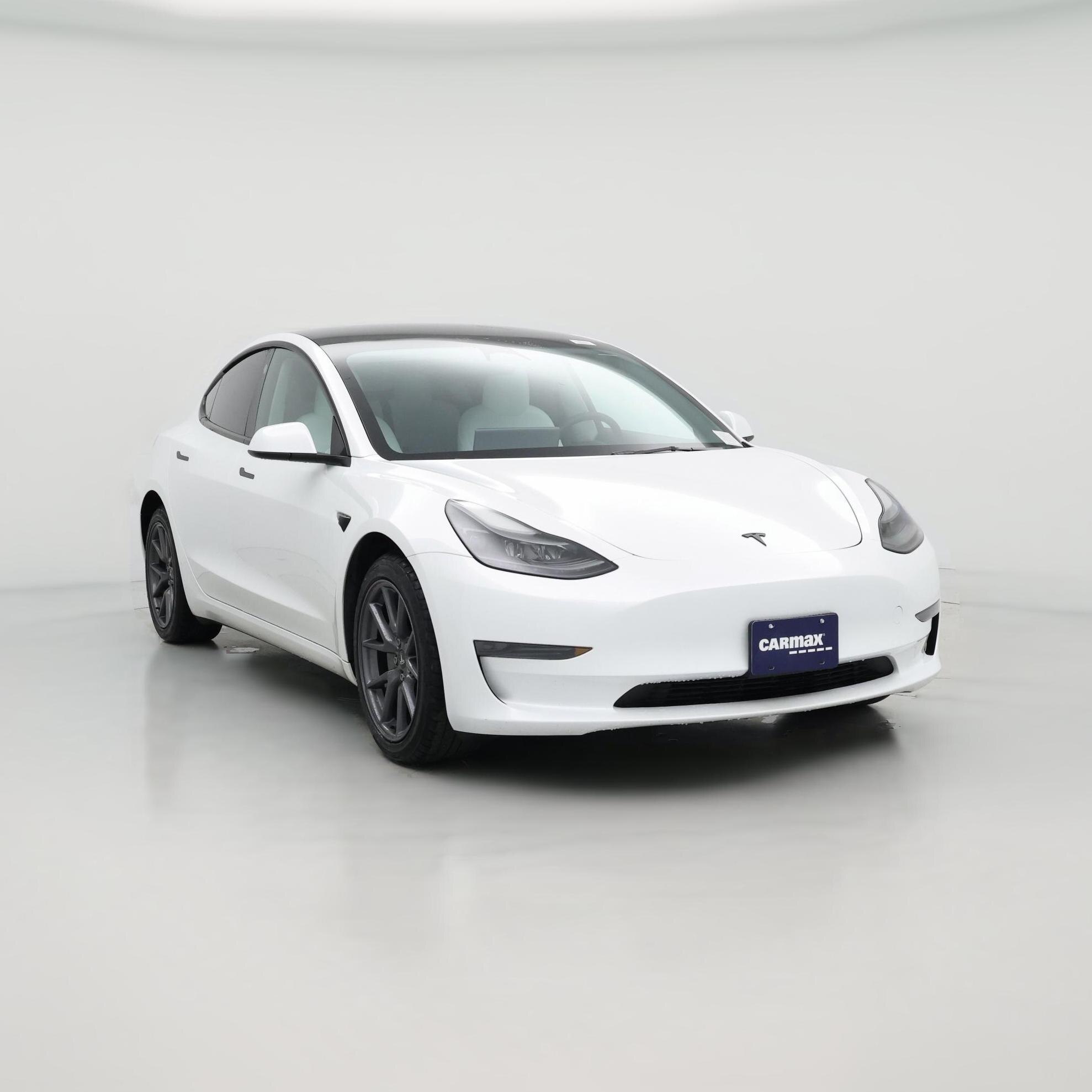 Thumbnail: 2023 Tesla Model 3 - 1
