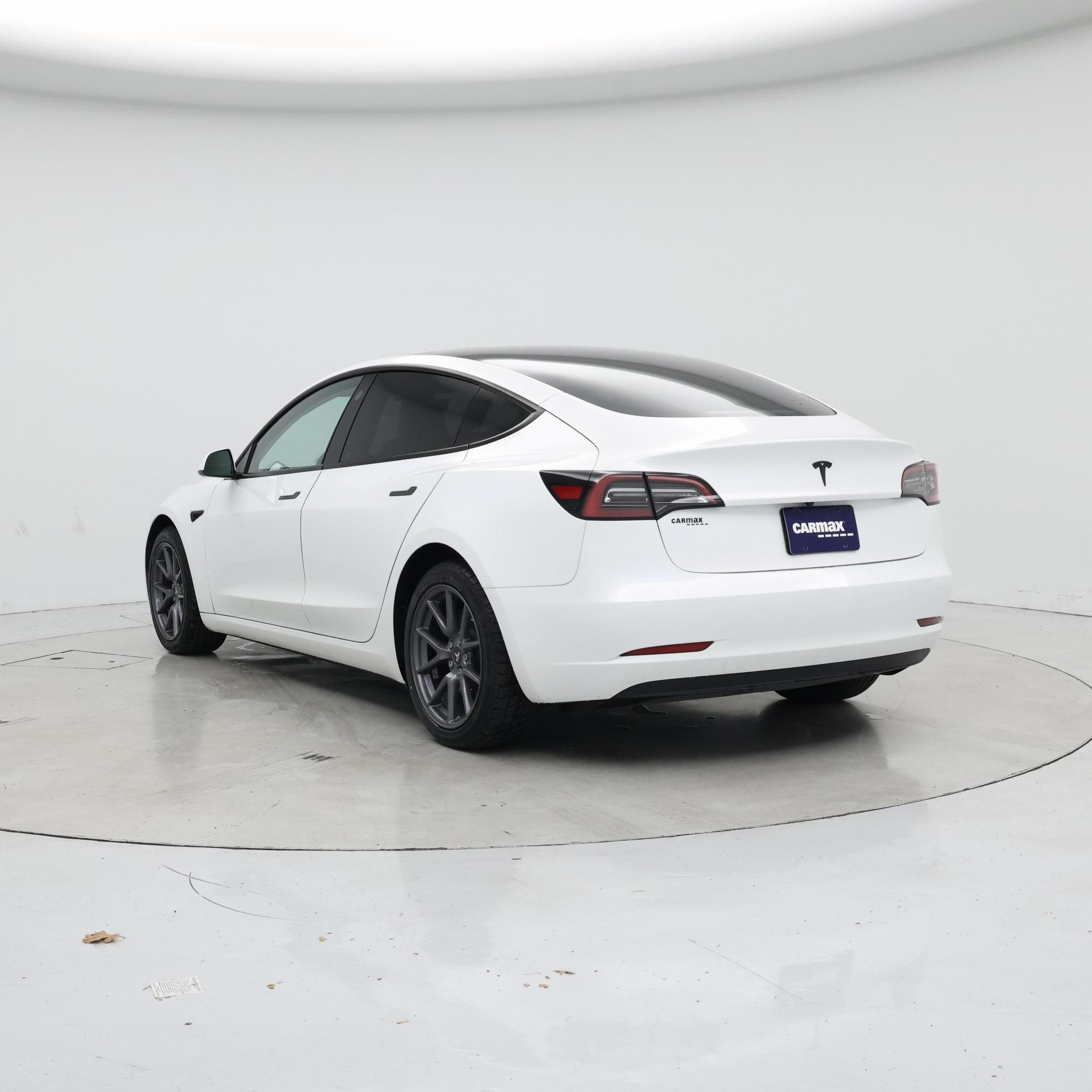 Thumbnail: 2023 Tesla Model 3 - 2