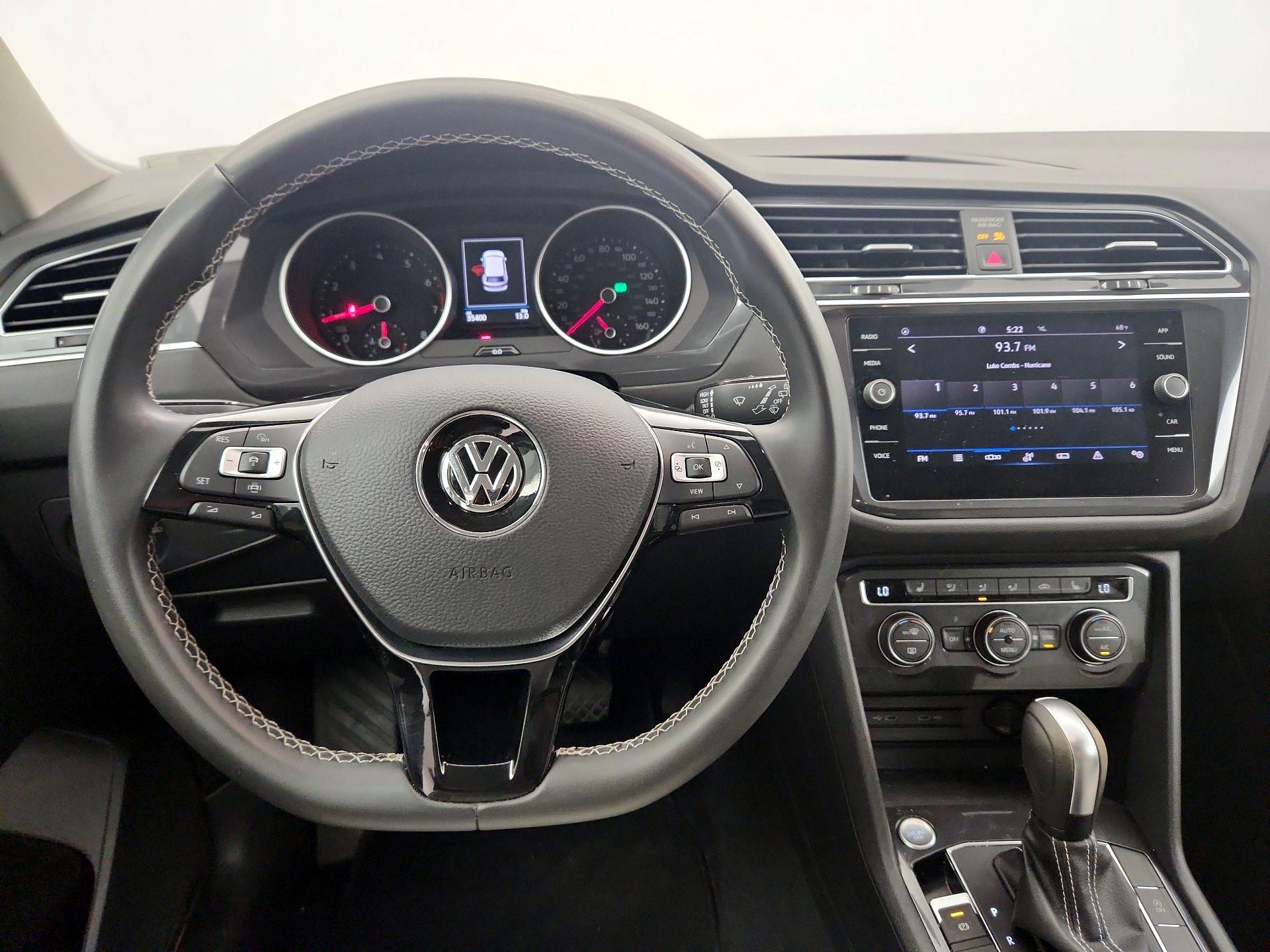 Thumbnail: 2021 Volkswagen Tiguan - 10