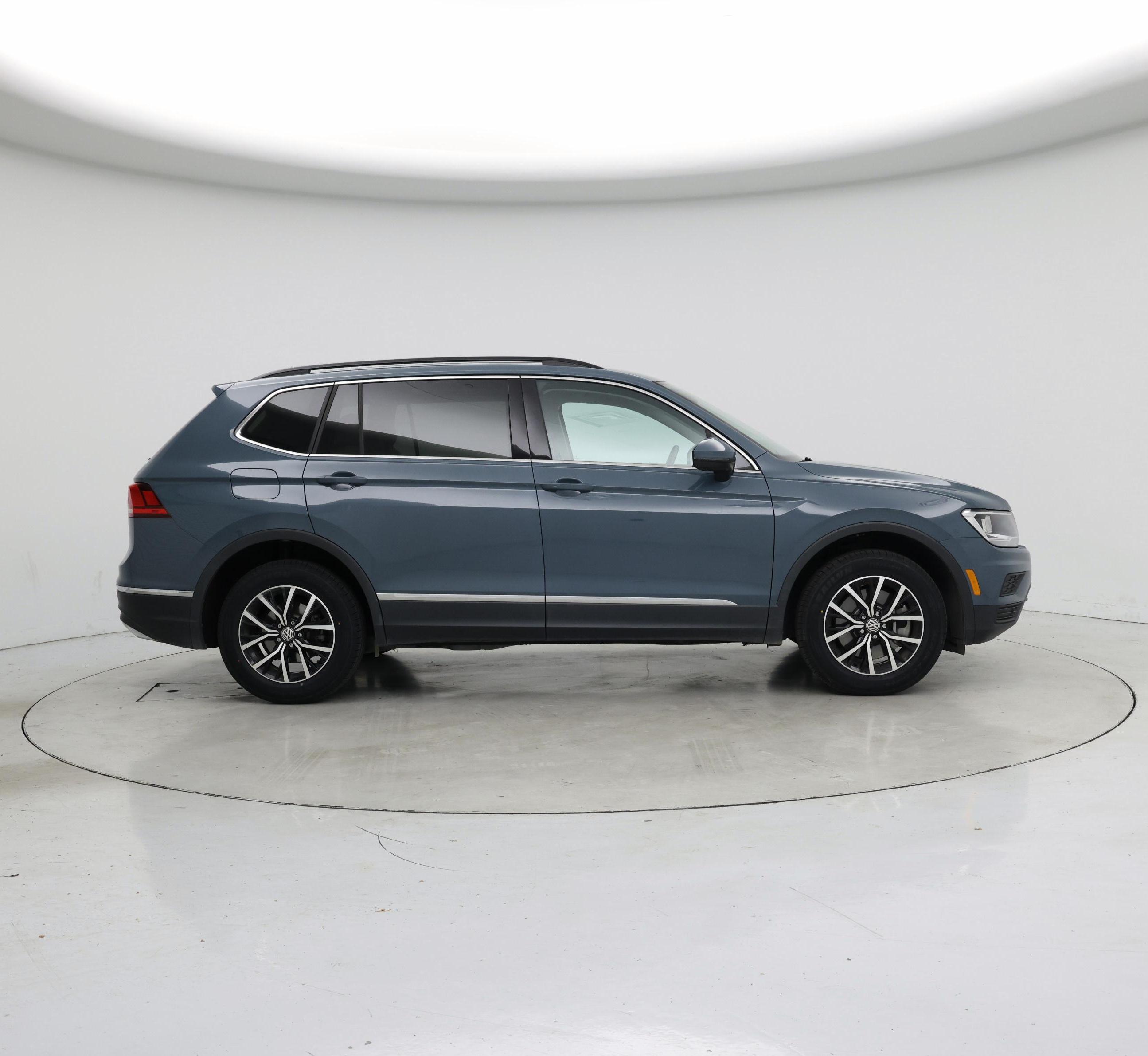 Thumbnail: 2021 Volkswagen Tiguan - 7