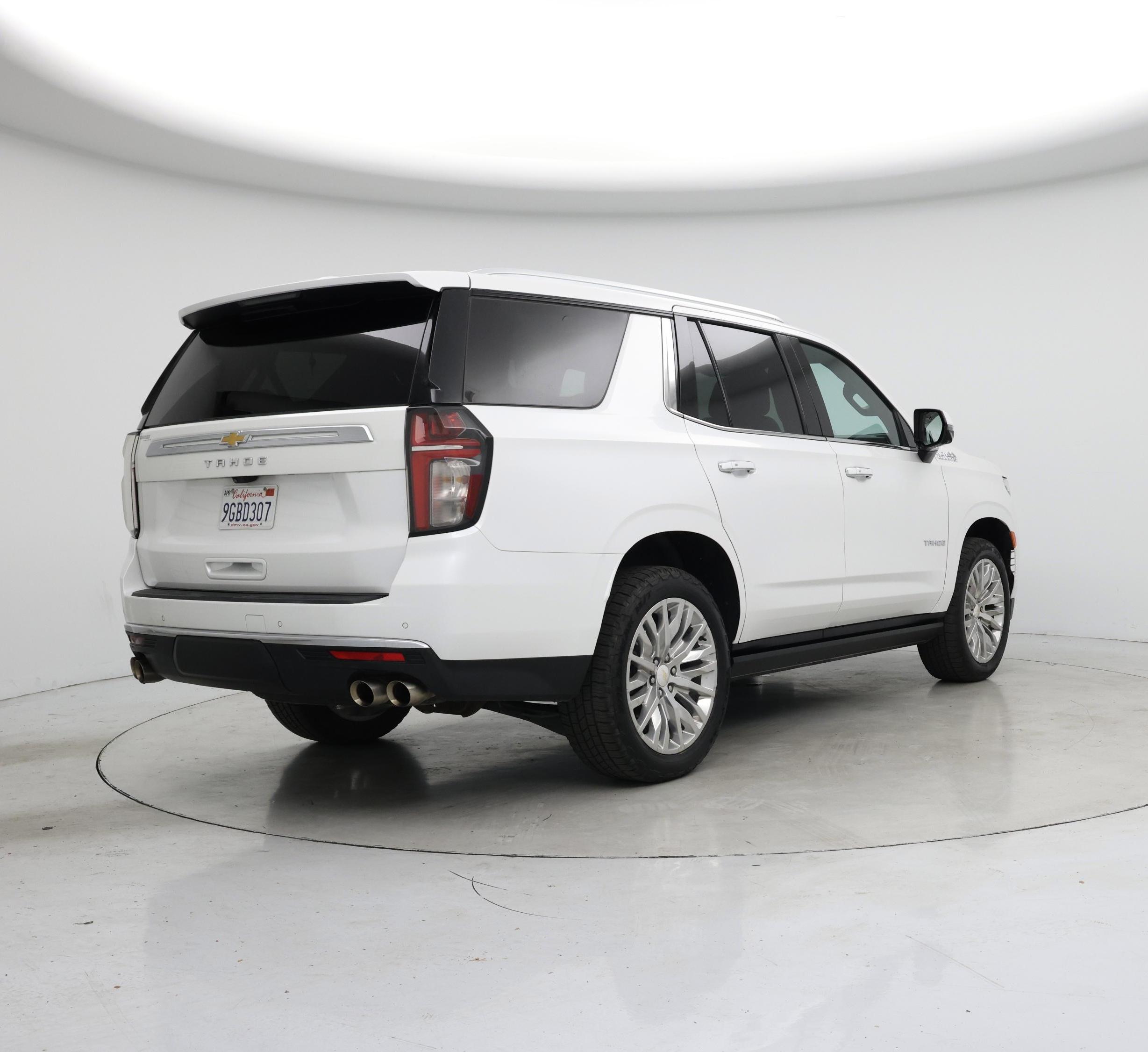 Thumbnail: 2023 Chevrolet Tahoe - 8