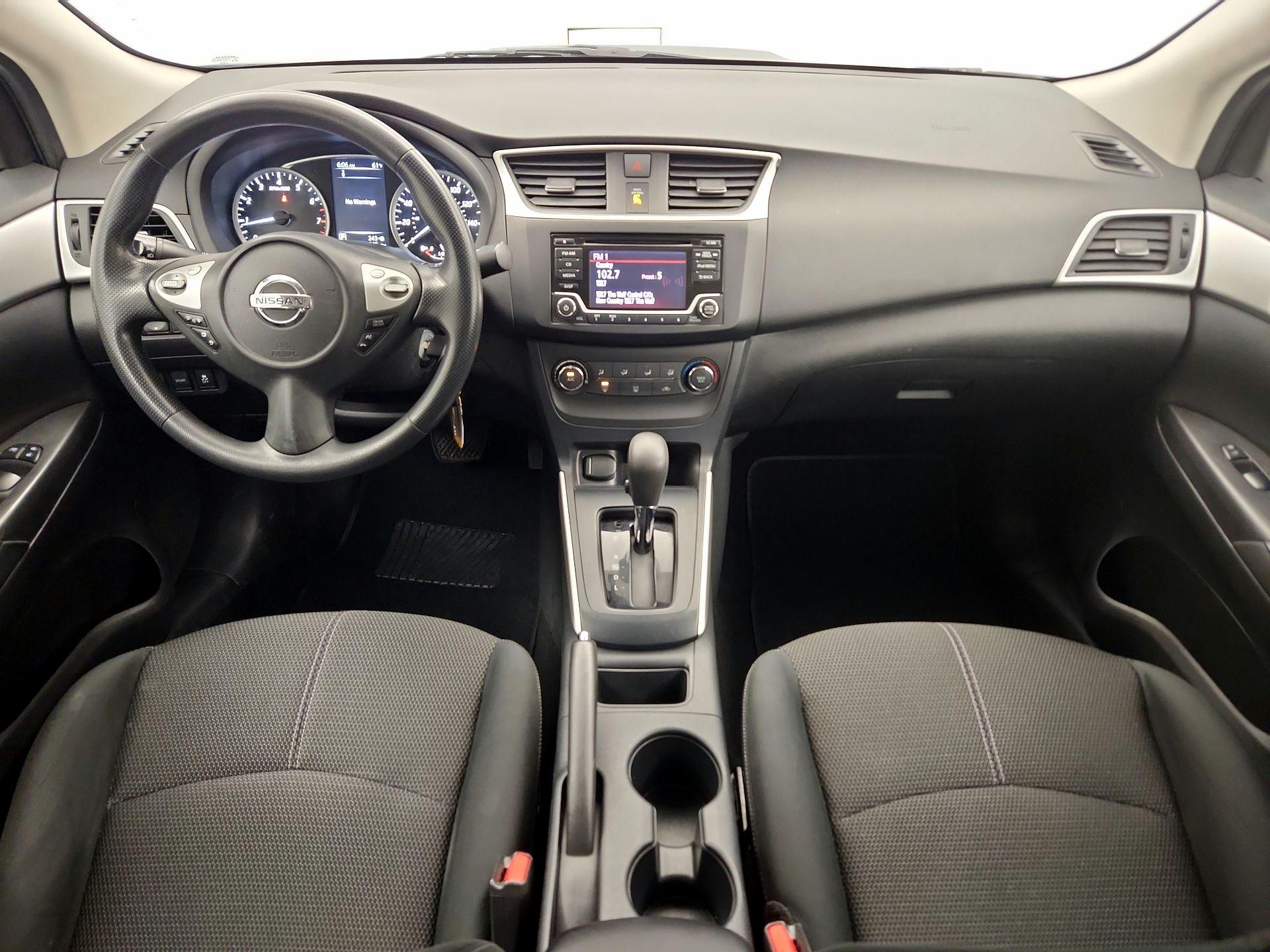 Thumbnail: 2018 Nissan Sentra - 9