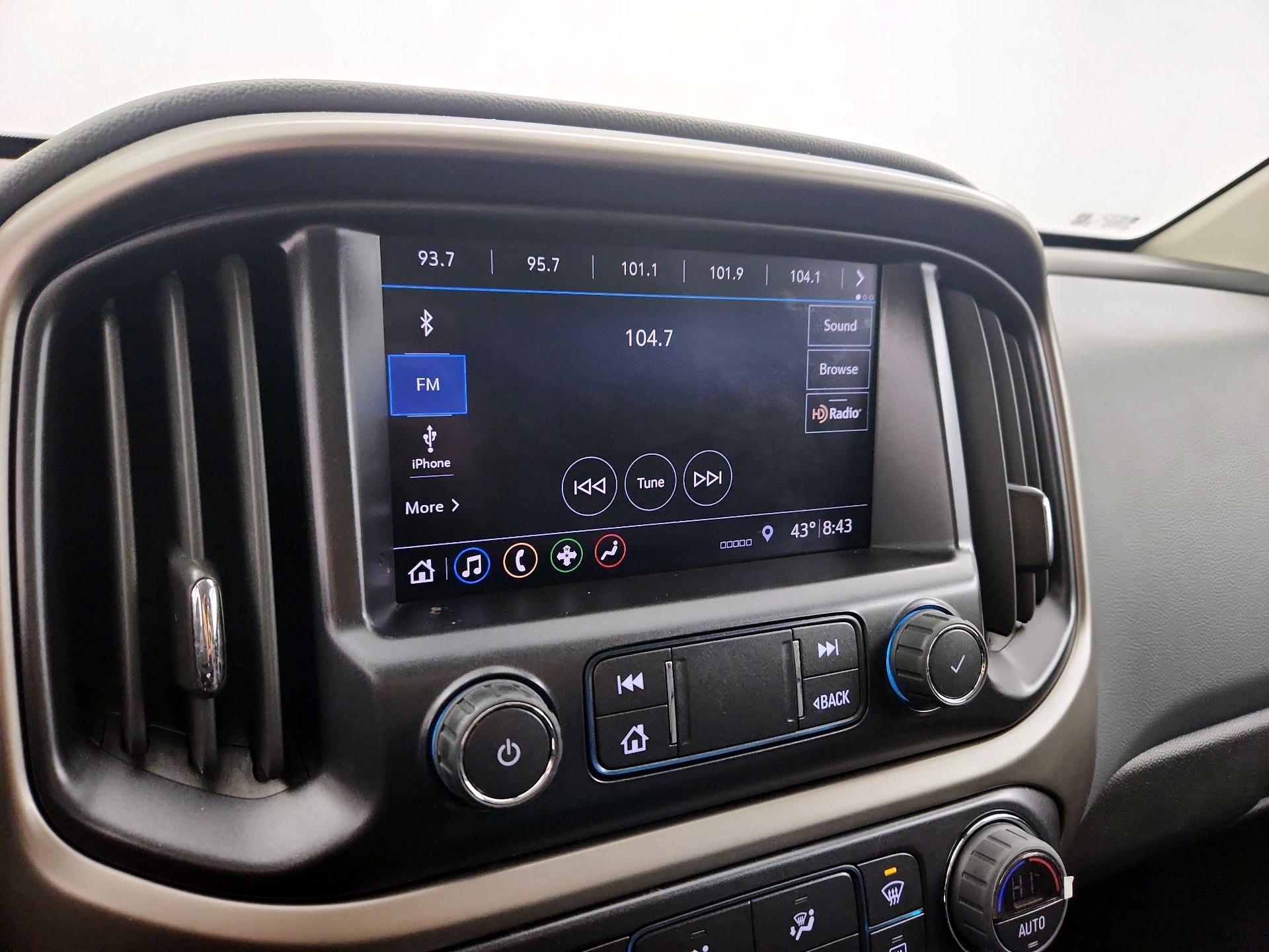 Thumbnail: 2022 Chevrolet Colorado - 15