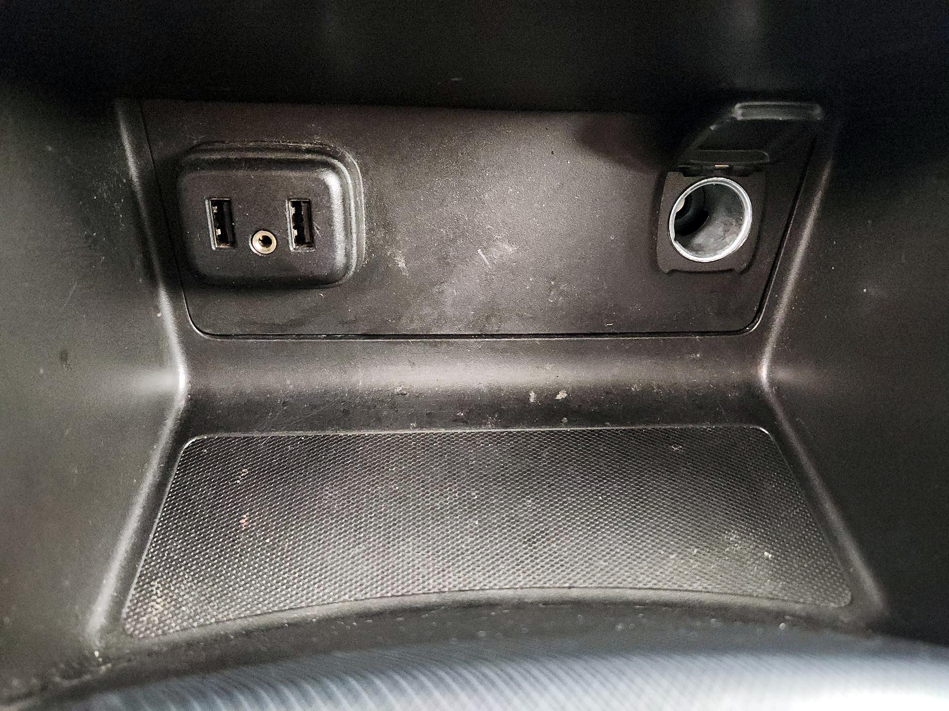 Thumbnail: 2022 Chevrolet Colorado - 18