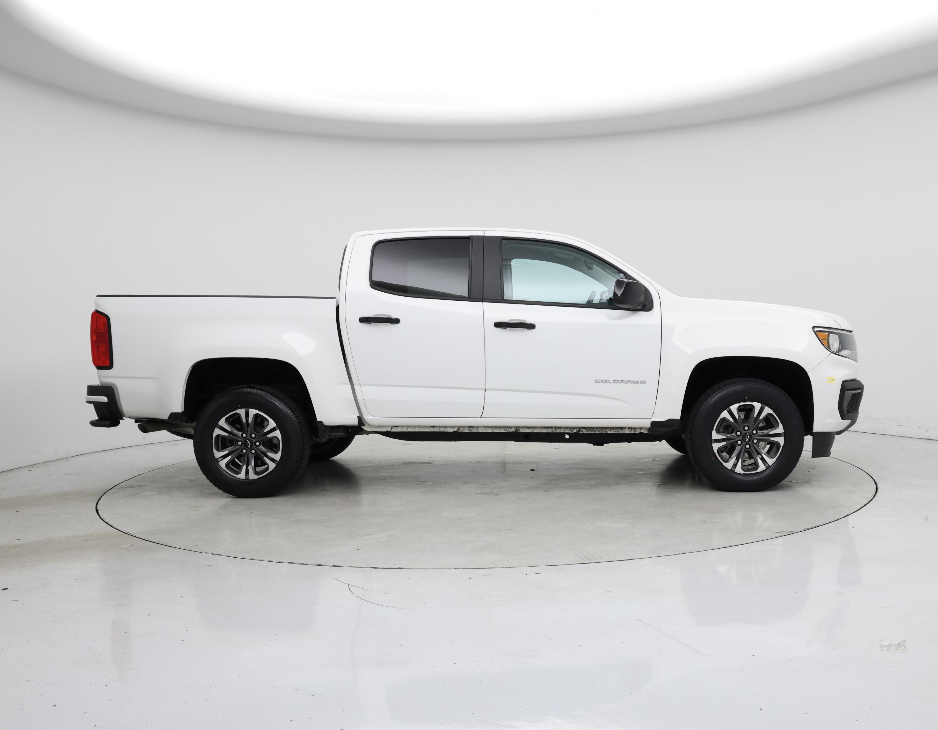 Thumbnail: 2022 Chevrolet Colorado - 7