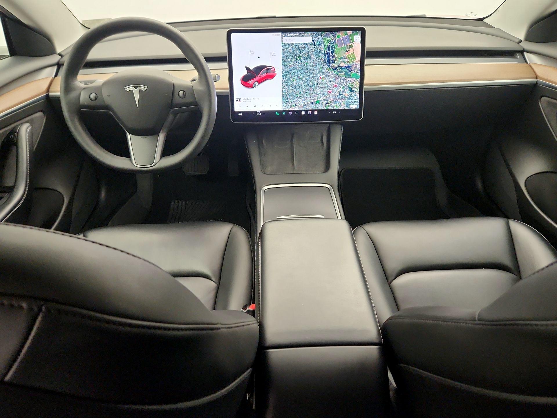 Thumbnail: 2021 Tesla Model 3 - 9
