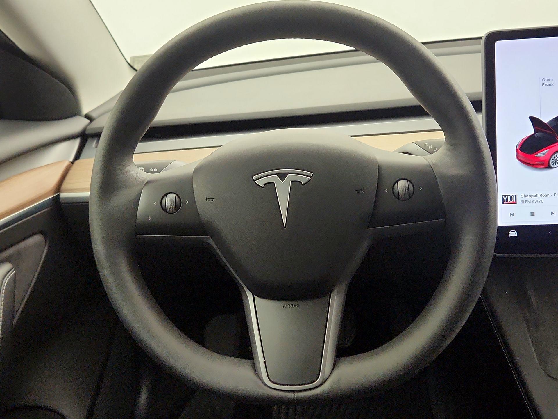 Thumbnail: 2021 Tesla Model 3 - 10