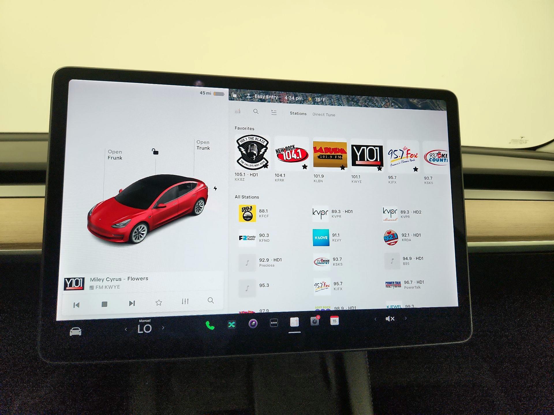 Thumbnail: 2021 Tesla Model 3 - 15