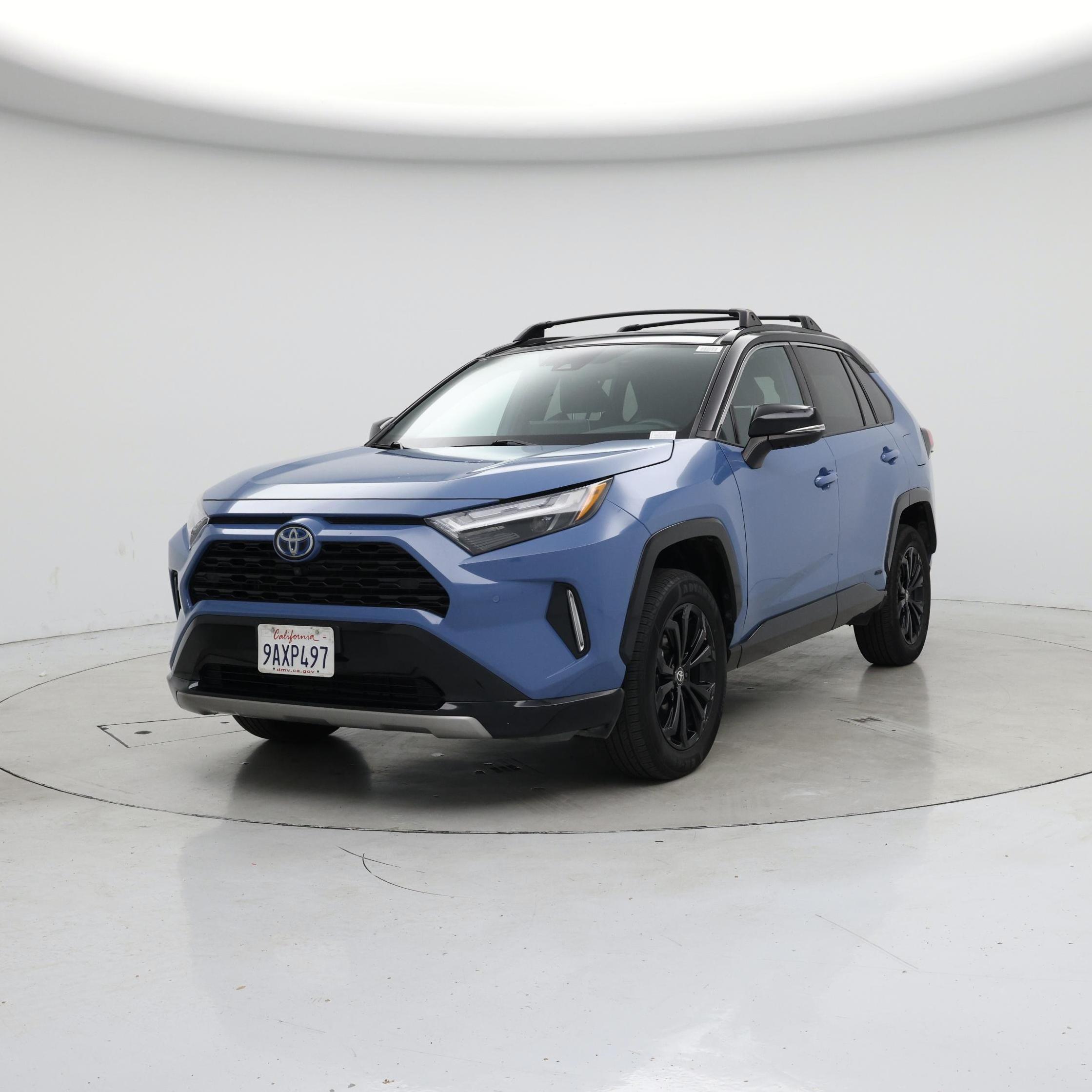 Thumbnail: 2022 Toyota RAV4 - 4