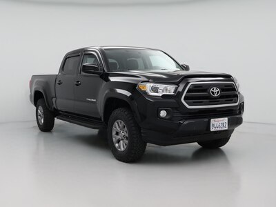 Black 2016 Toyota Tacoma SR5