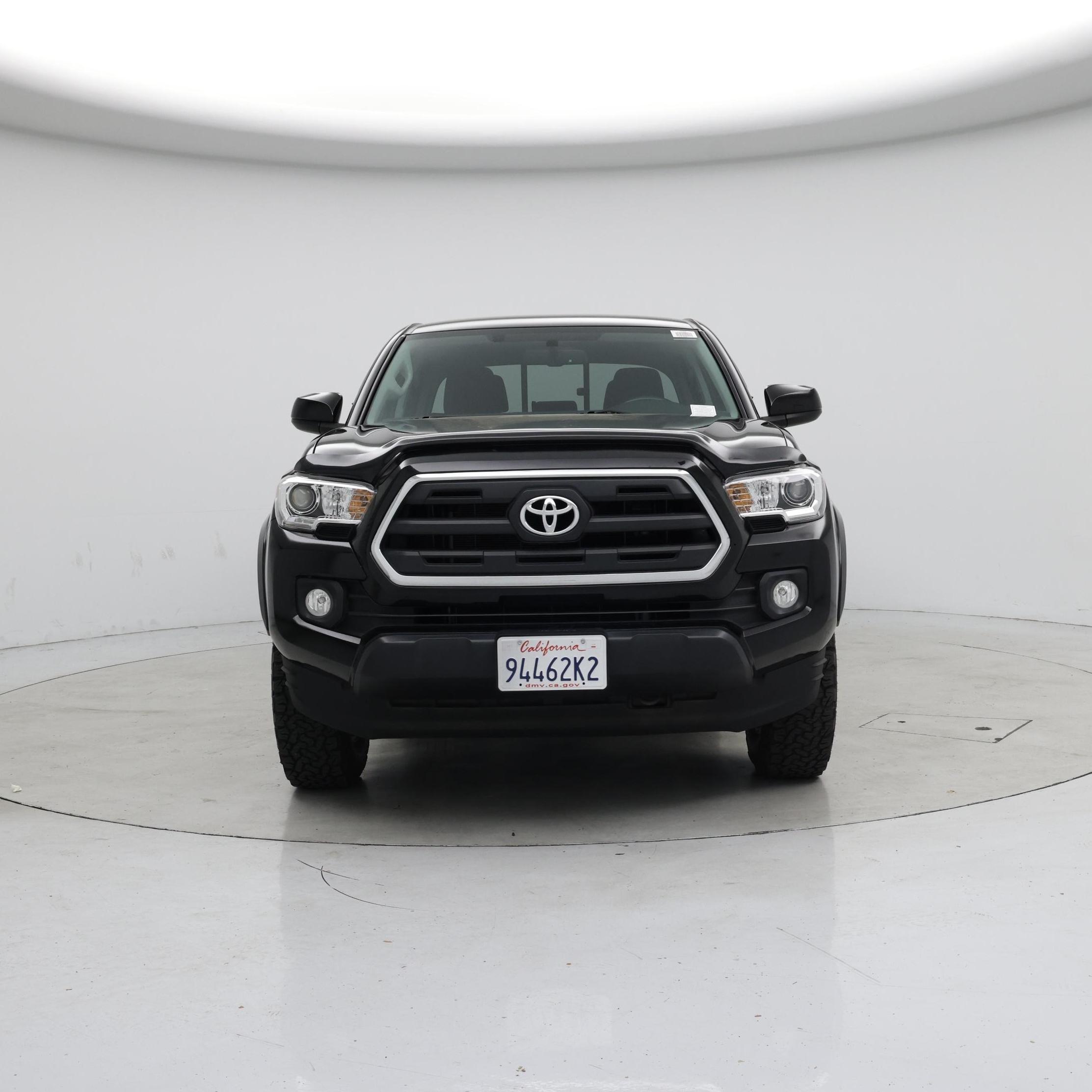 Thumbnail: 2016 Toyota Tacoma - 5