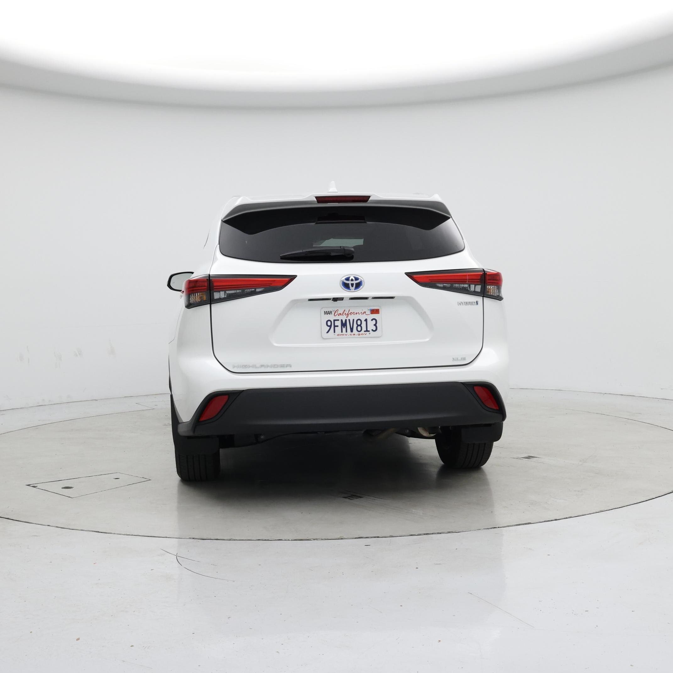 Thumbnail: 2023 Toyota Highlander - 6