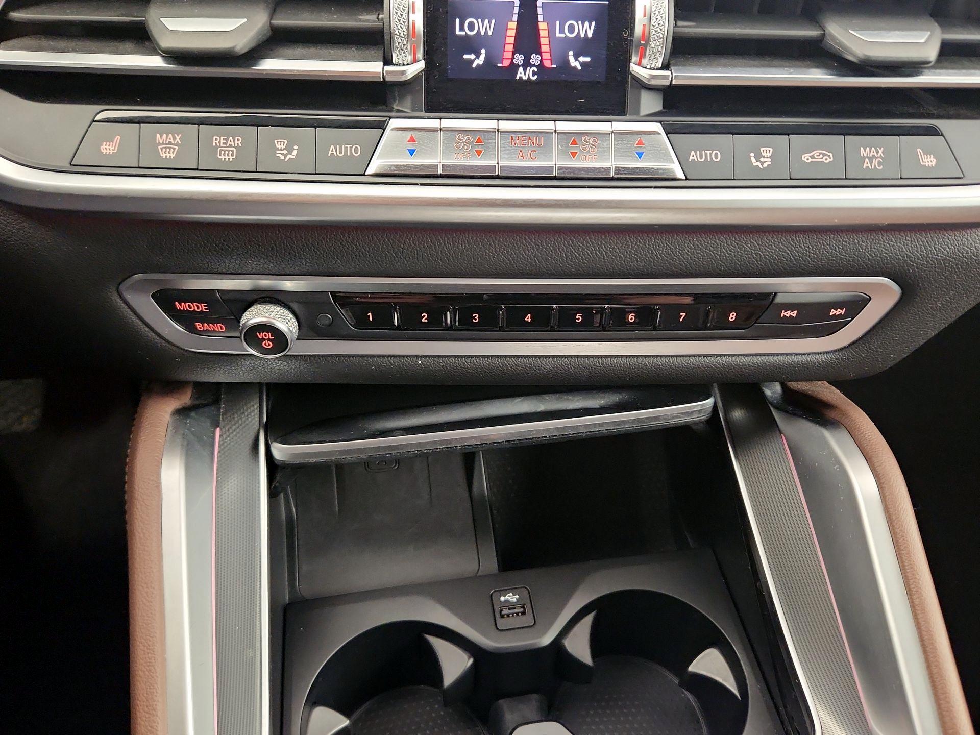 Thumbnail: 2020 BMW X6 - 16