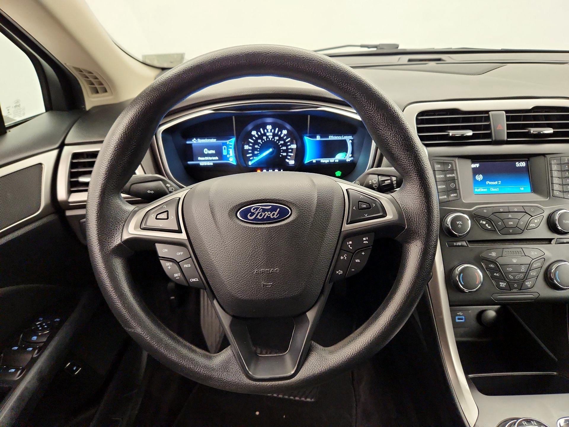 Thumbnail: 2017 Ford Fusion - 10