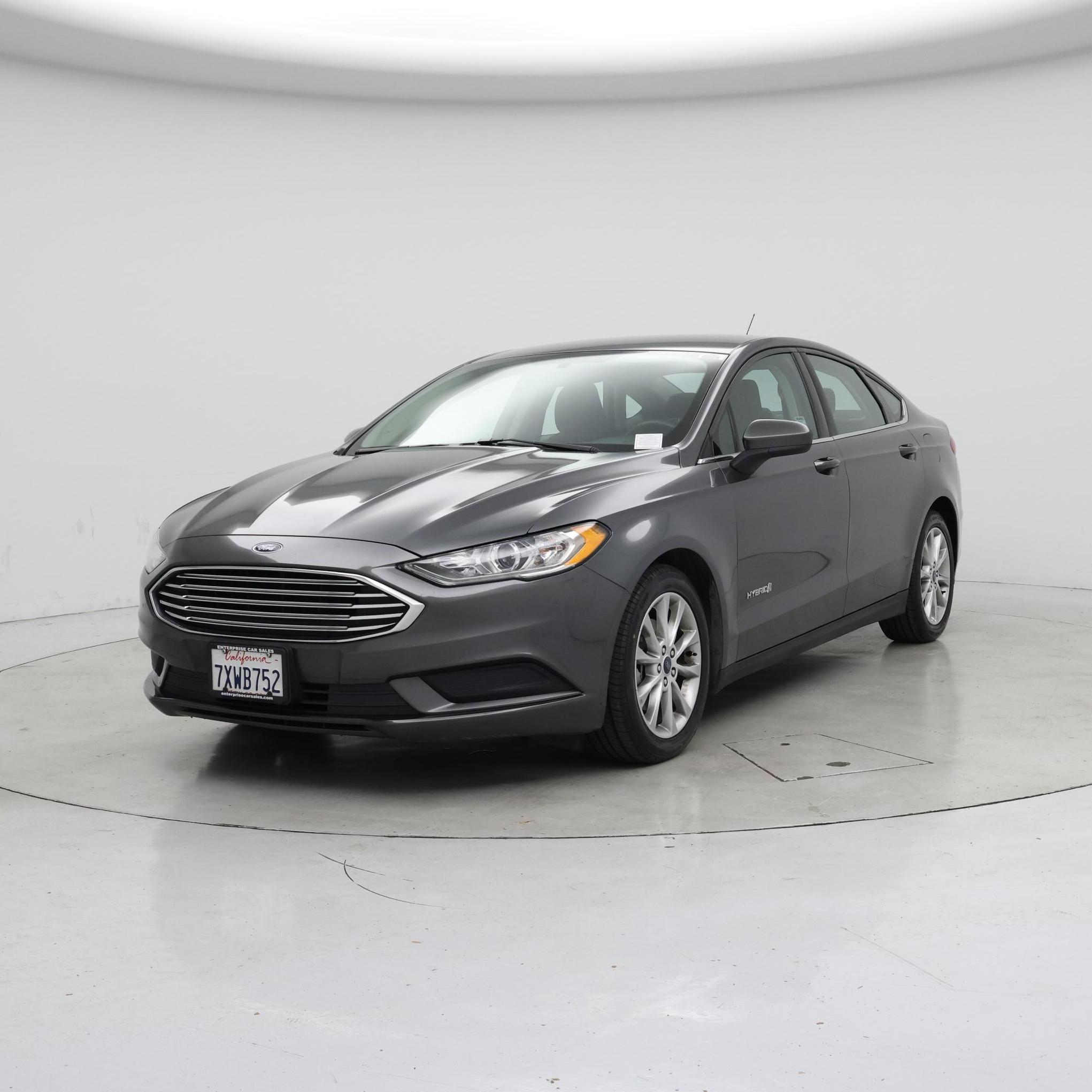 Thumbnail: 2017 Ford Fusion - 4