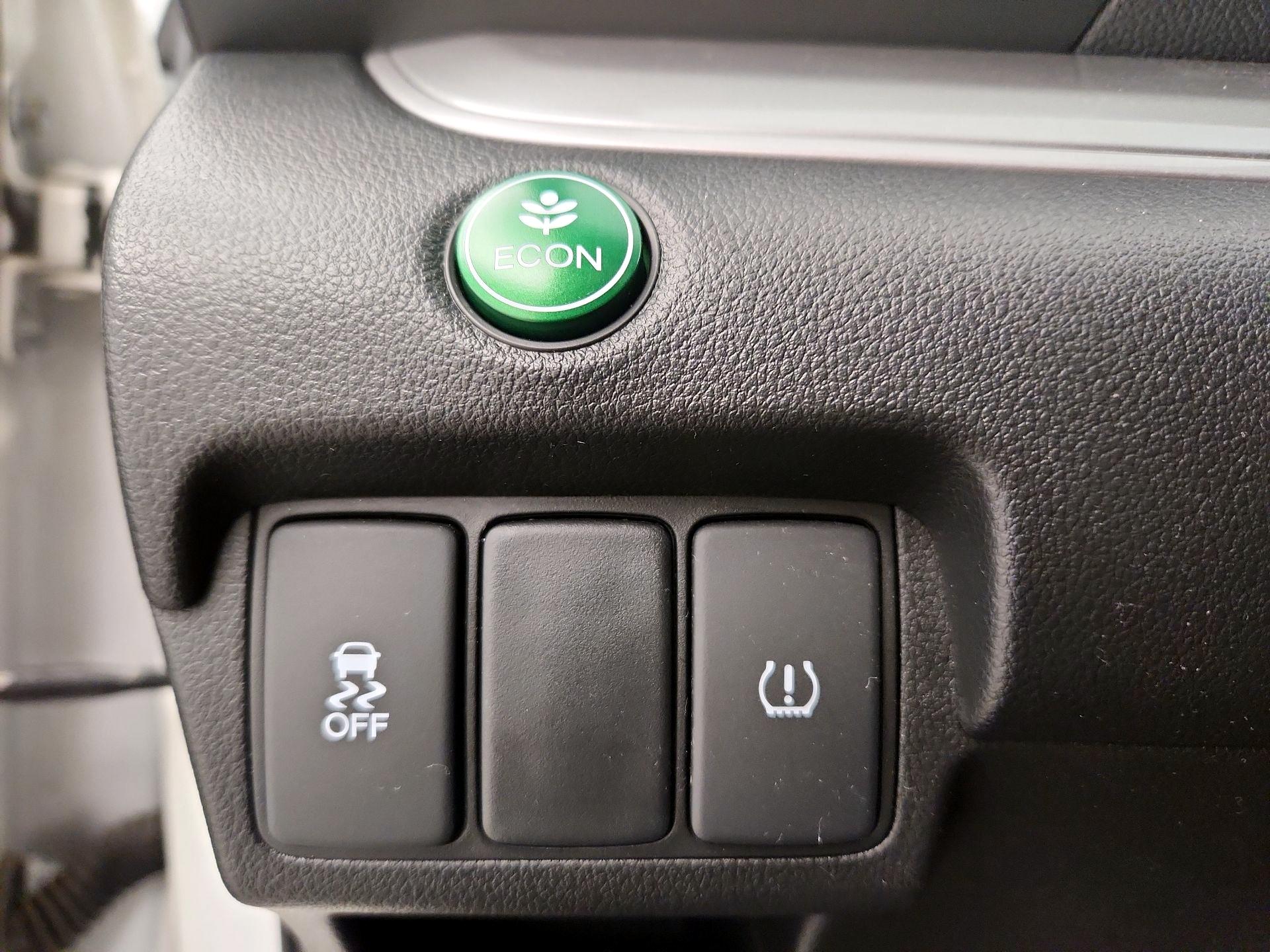 Thumbnail: 2015 Honda CR-V - 13