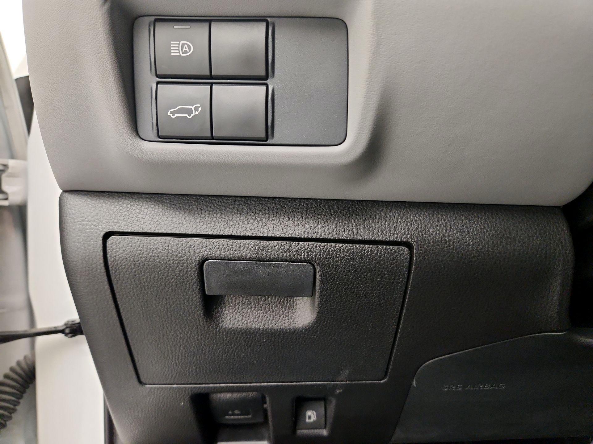 Thumbnail: 2021 Toyota Highlander - 13