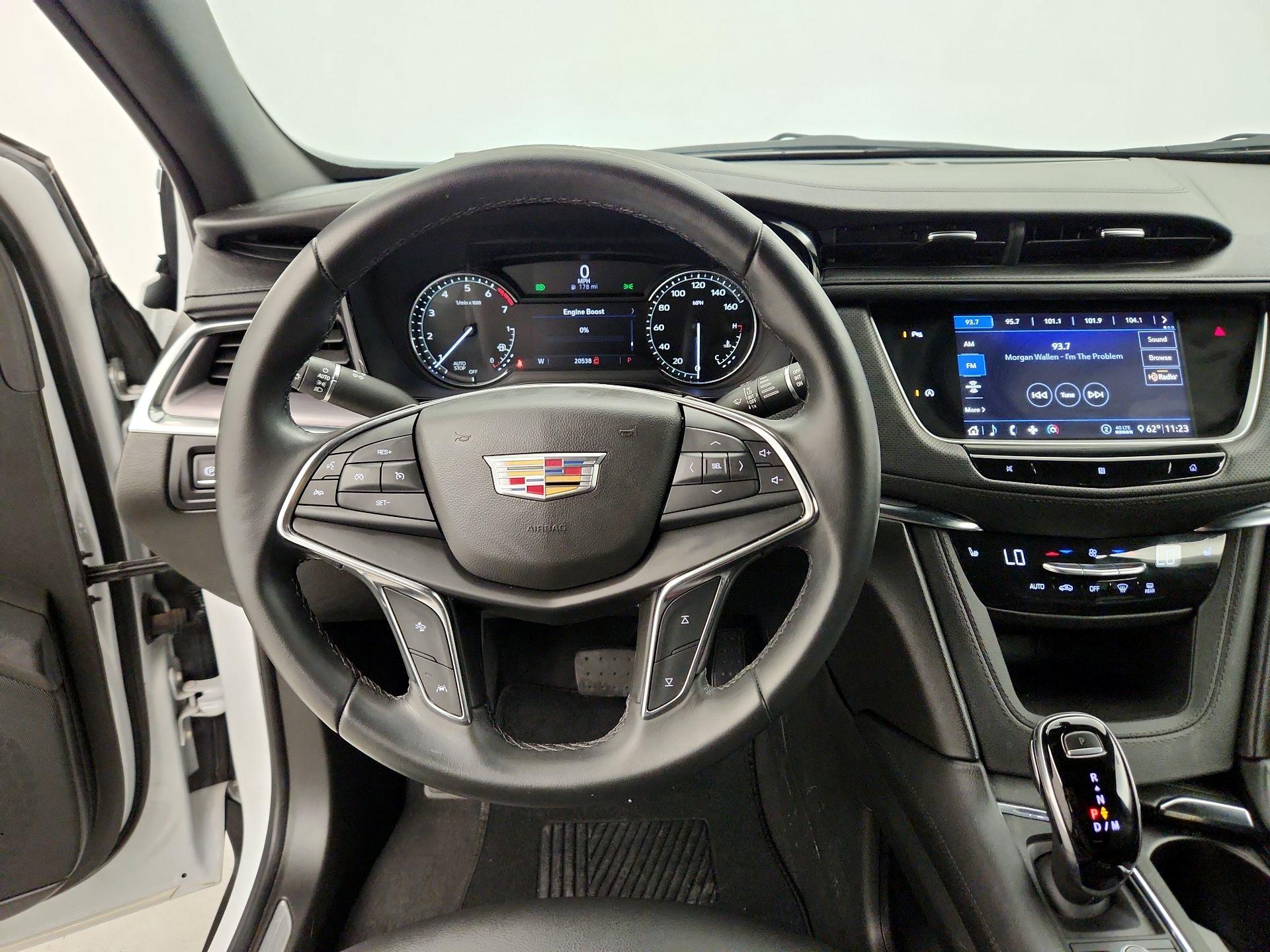 Thumbnail: 2020 Cadillac XT5 - 10
