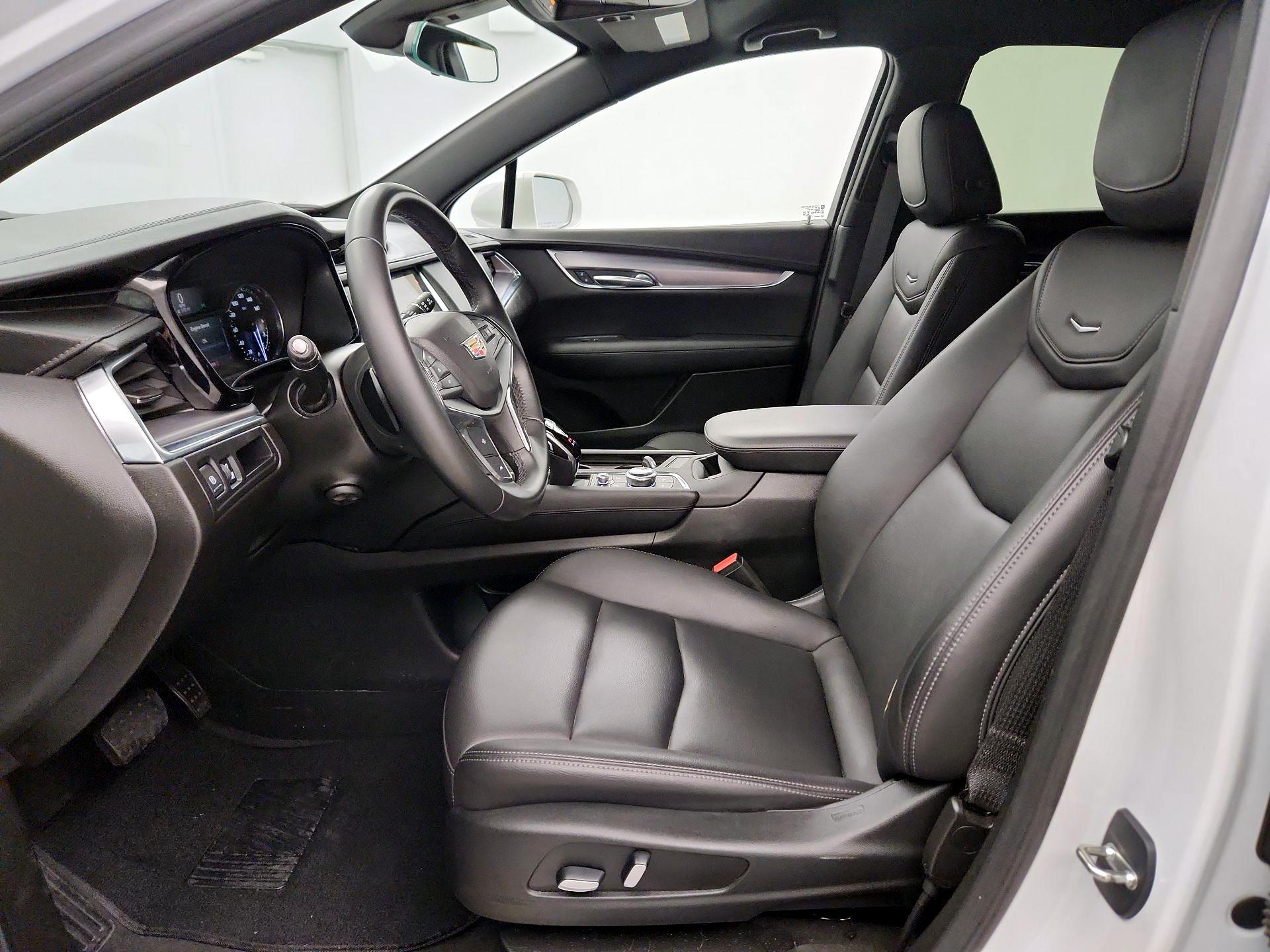 Thumbnail: 2020 Cadillac XT5 - 11