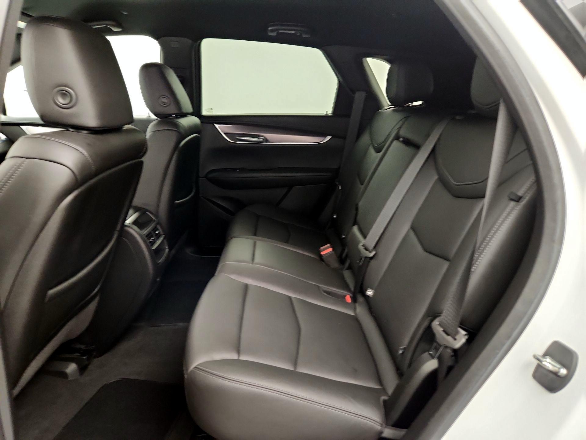 Thumbnail: 2020 Cadillac XT5 - 19