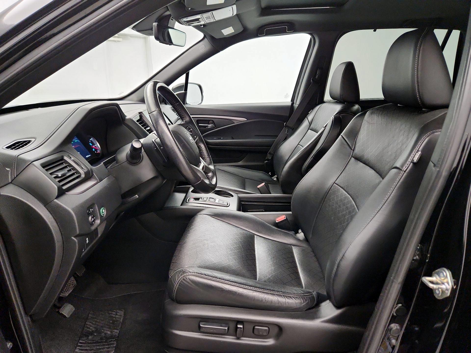 Thumbnail: 2019 Honda Passport - 11