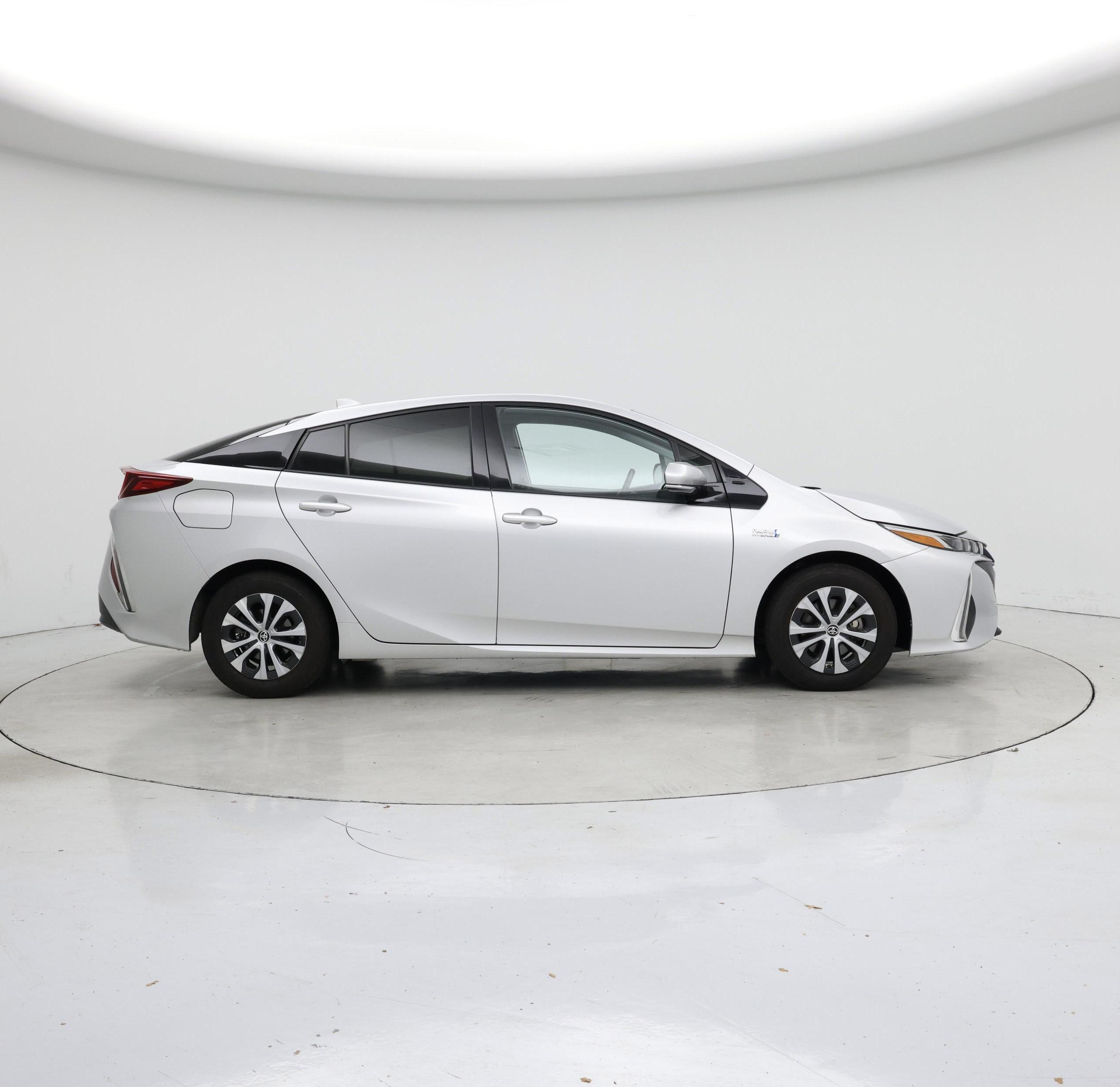 Thumbnail: 2020 Toyota Prius Prime - 7
