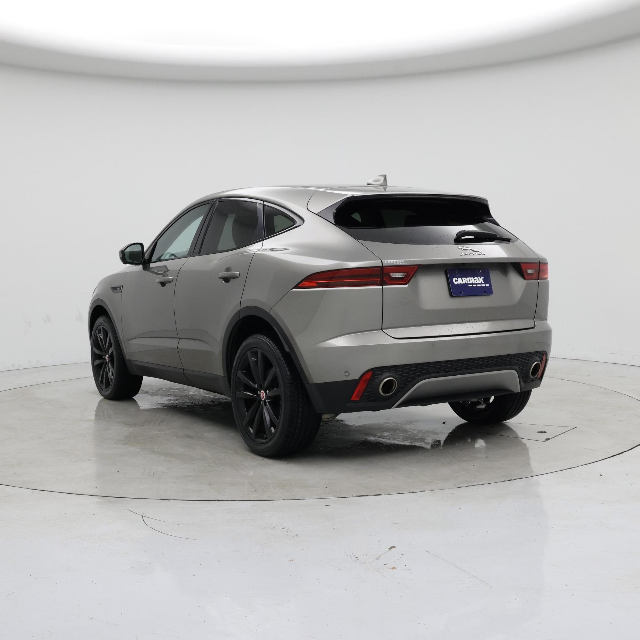 Thumbnail: 2018 Jaguar E-Pace - 2
