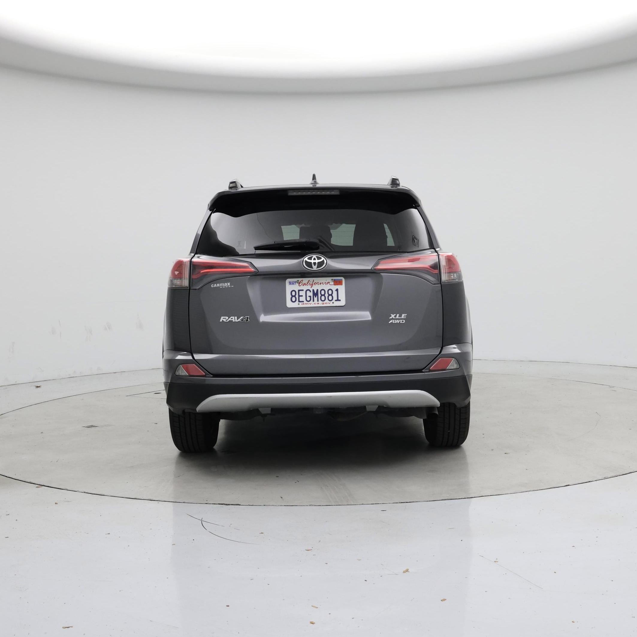 Thumbnail: 2018 Toyota RAV4 - 6
