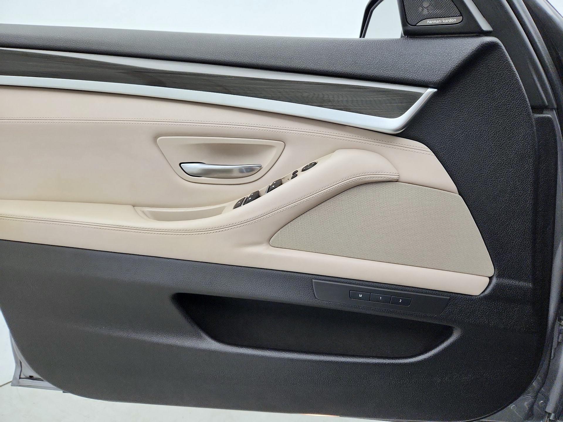 Thumbnail: 2014 BMW 5 Series - 12