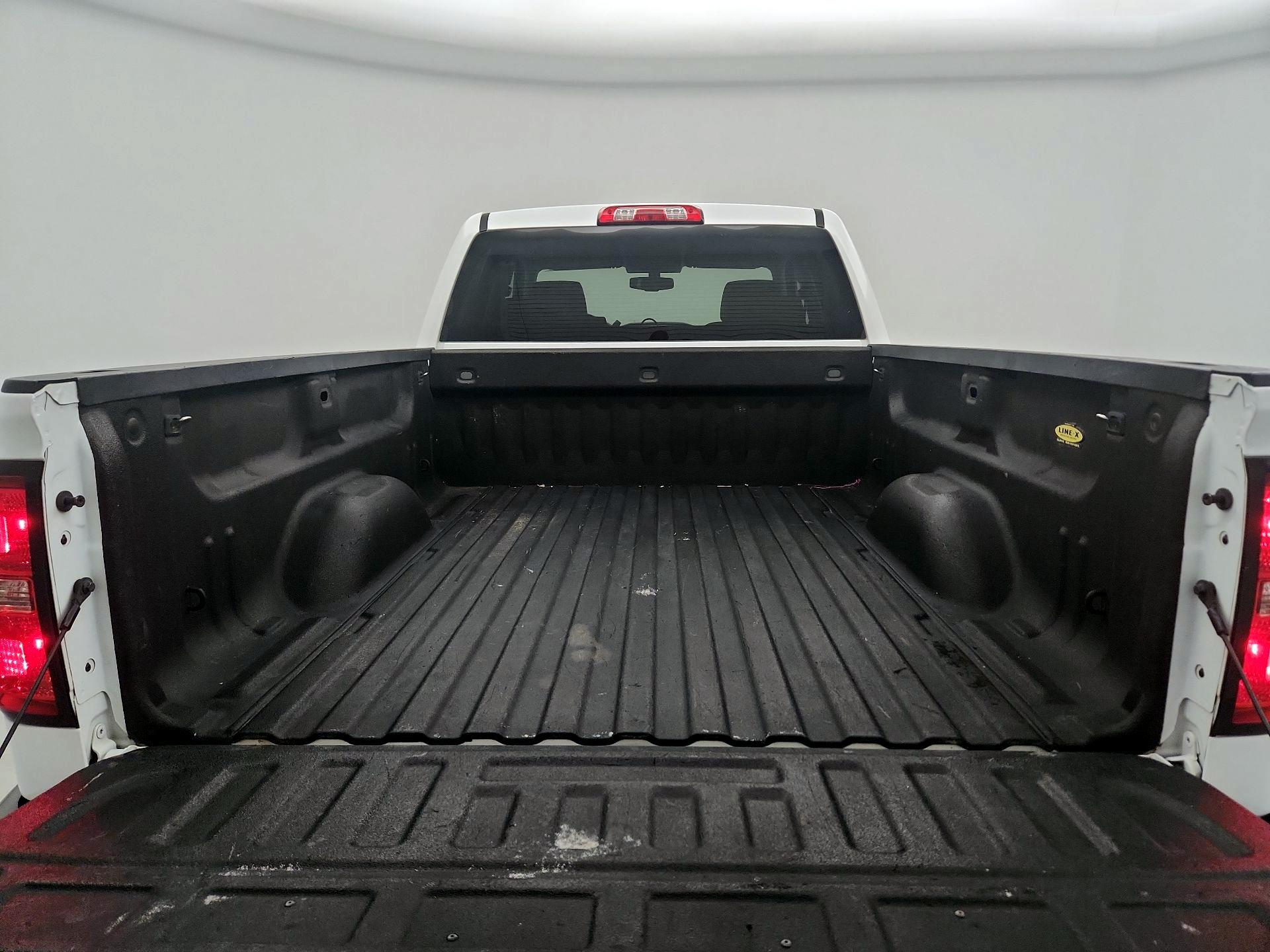 Thumbnail: 2019 Chevrolet Silverado 1500 - 19