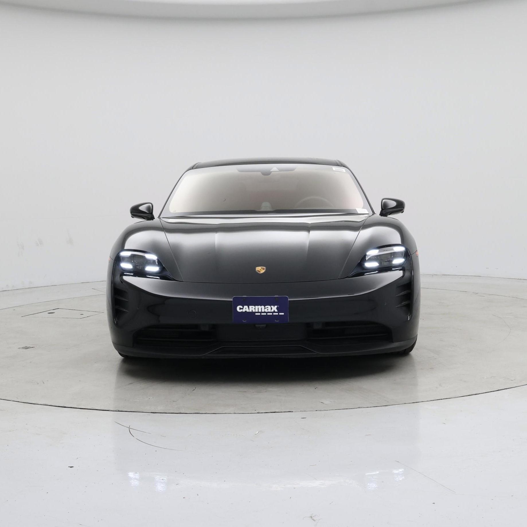 Thumbnail: 2022 Porsche Taycan - 5