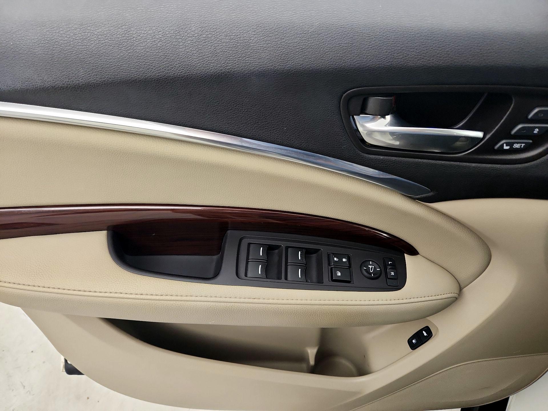 Thumbnail: 2016 Acura MDX - 12