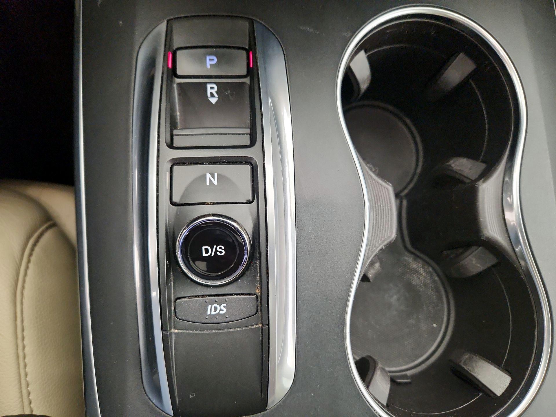 Thumbnail: 2016 Acura MDX - 18