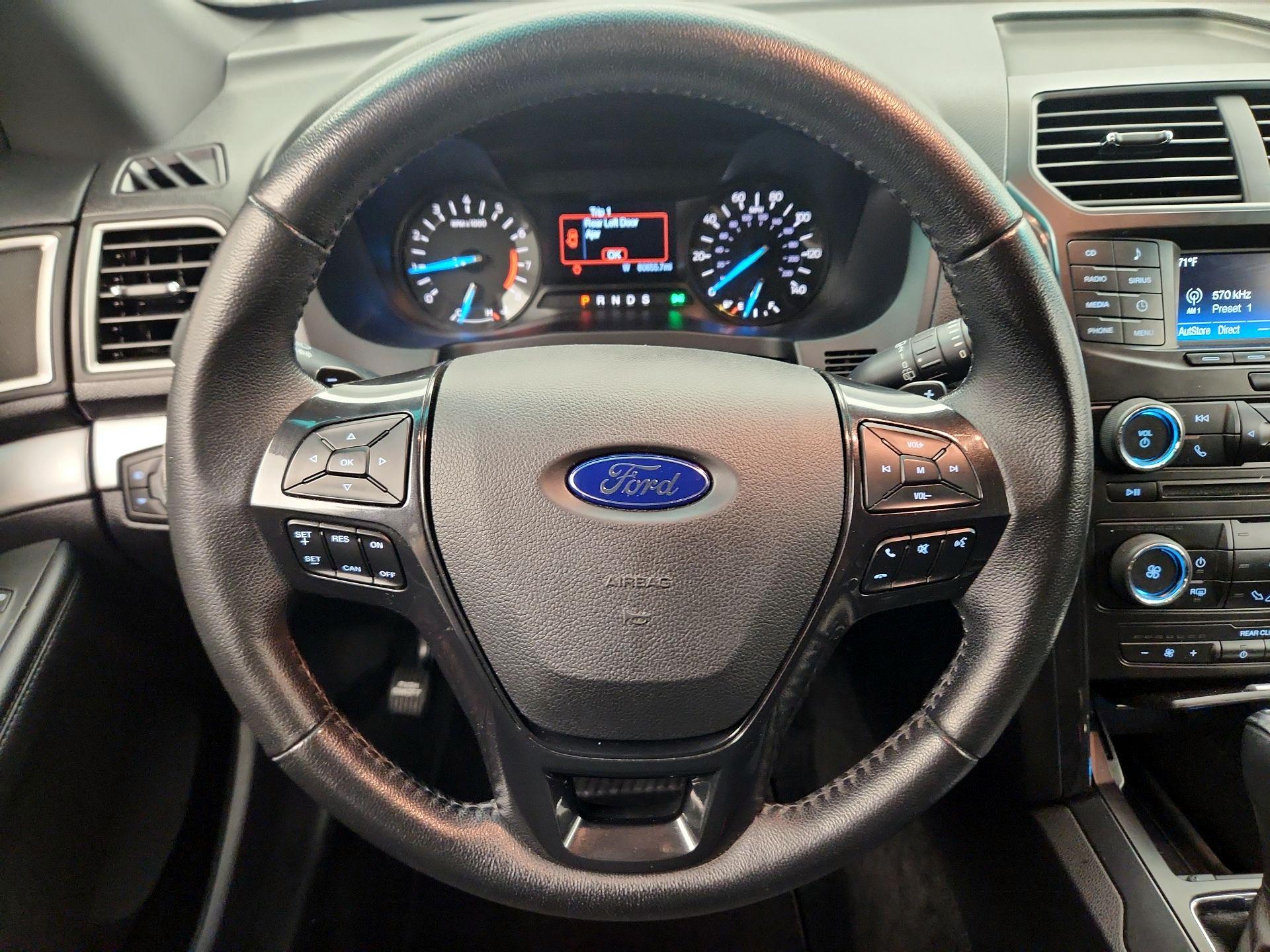 Thumbnail: 2017 Ford Explorer - 10