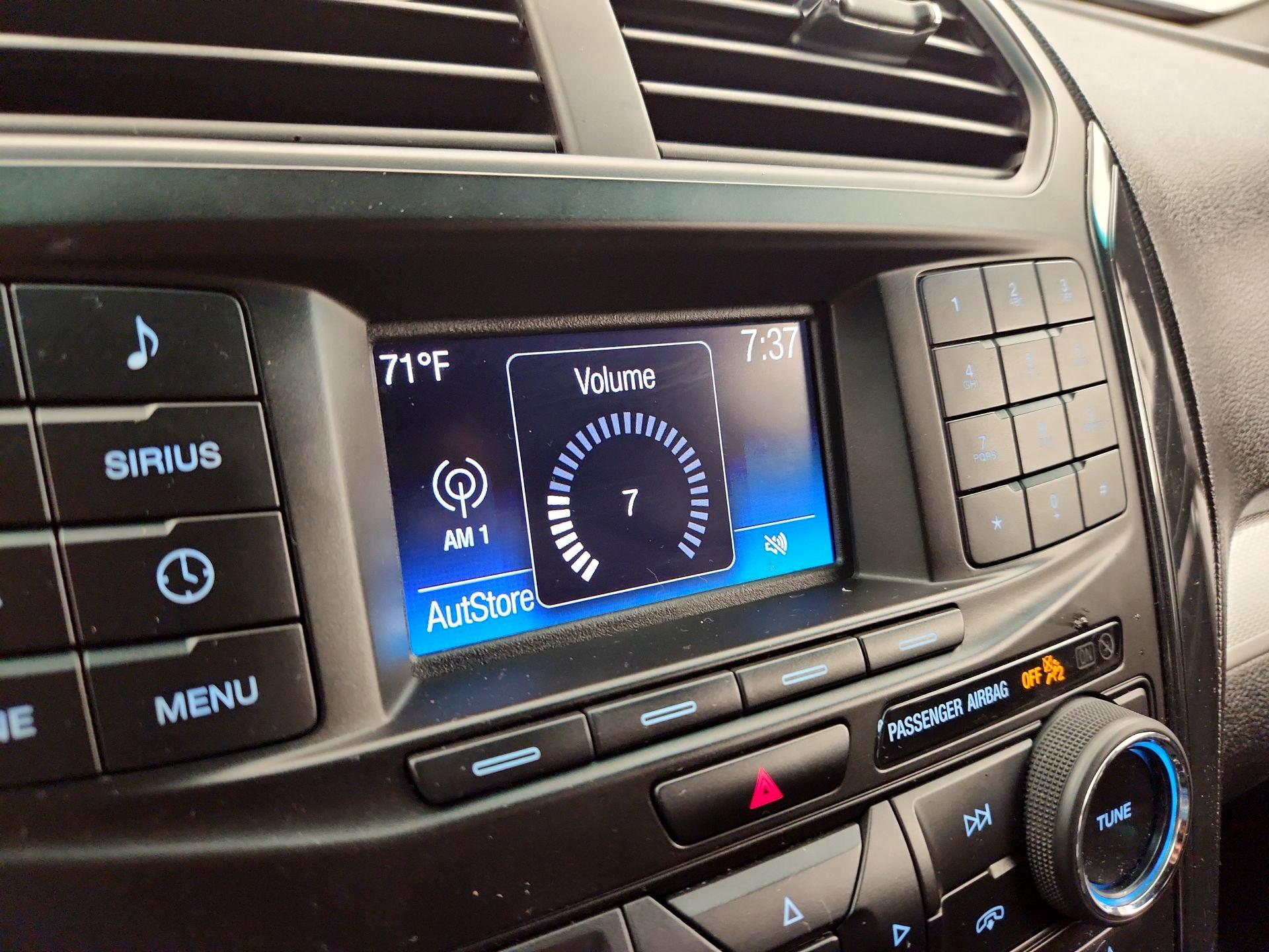 Thumbnail: 2017 Ford Explorer - 15