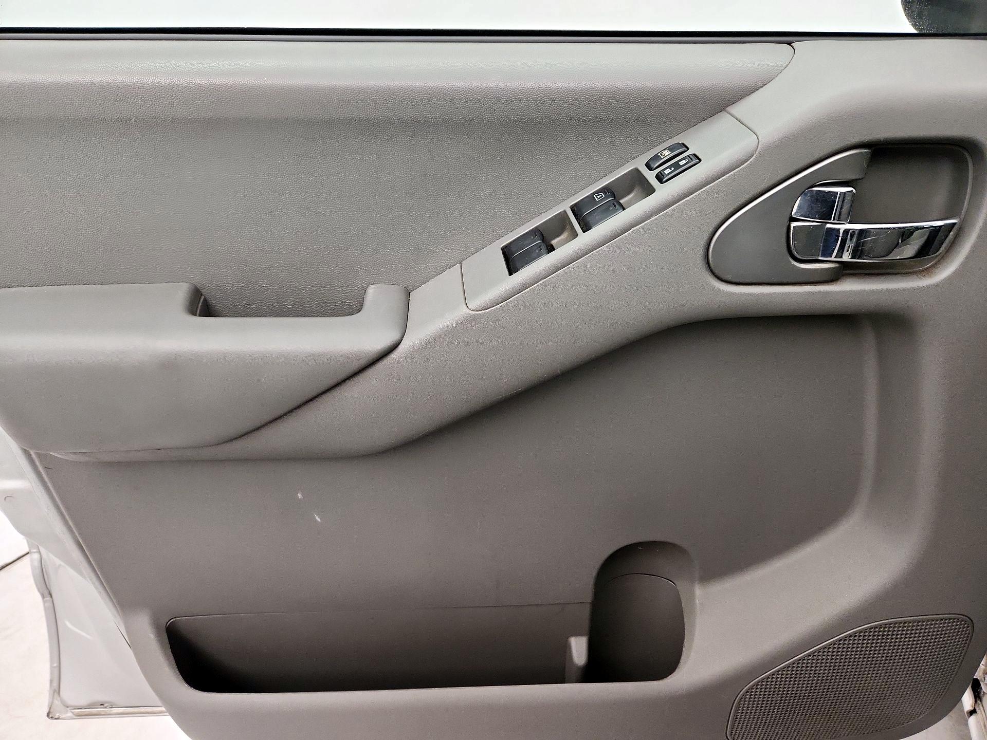 Thumbnail: 2014 Nissan Frontier - 12