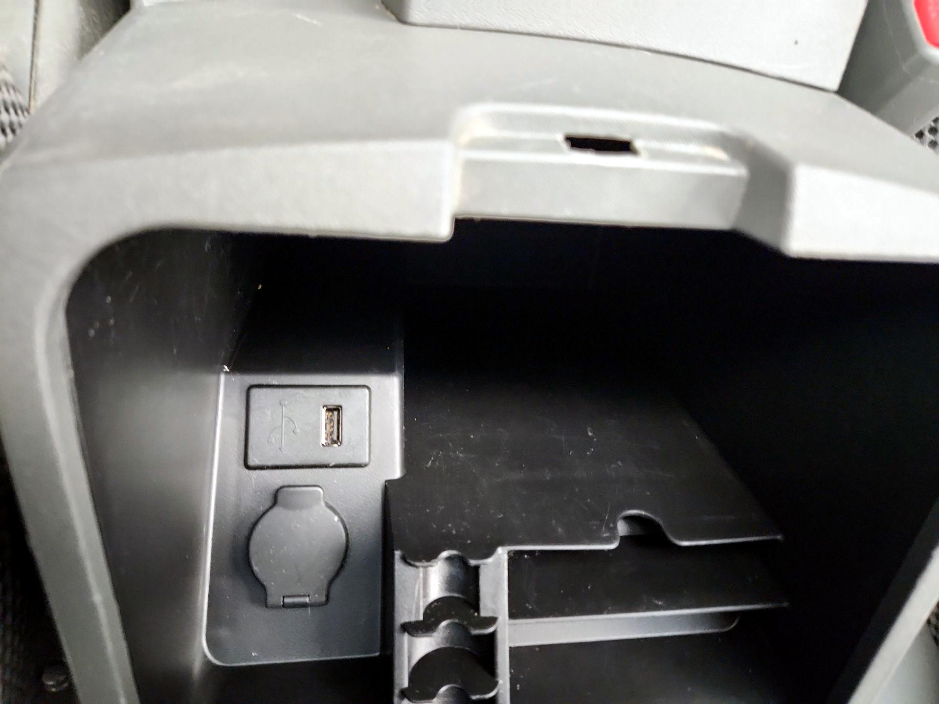 Thumbnail: 2014 Nissan Frontier - 17